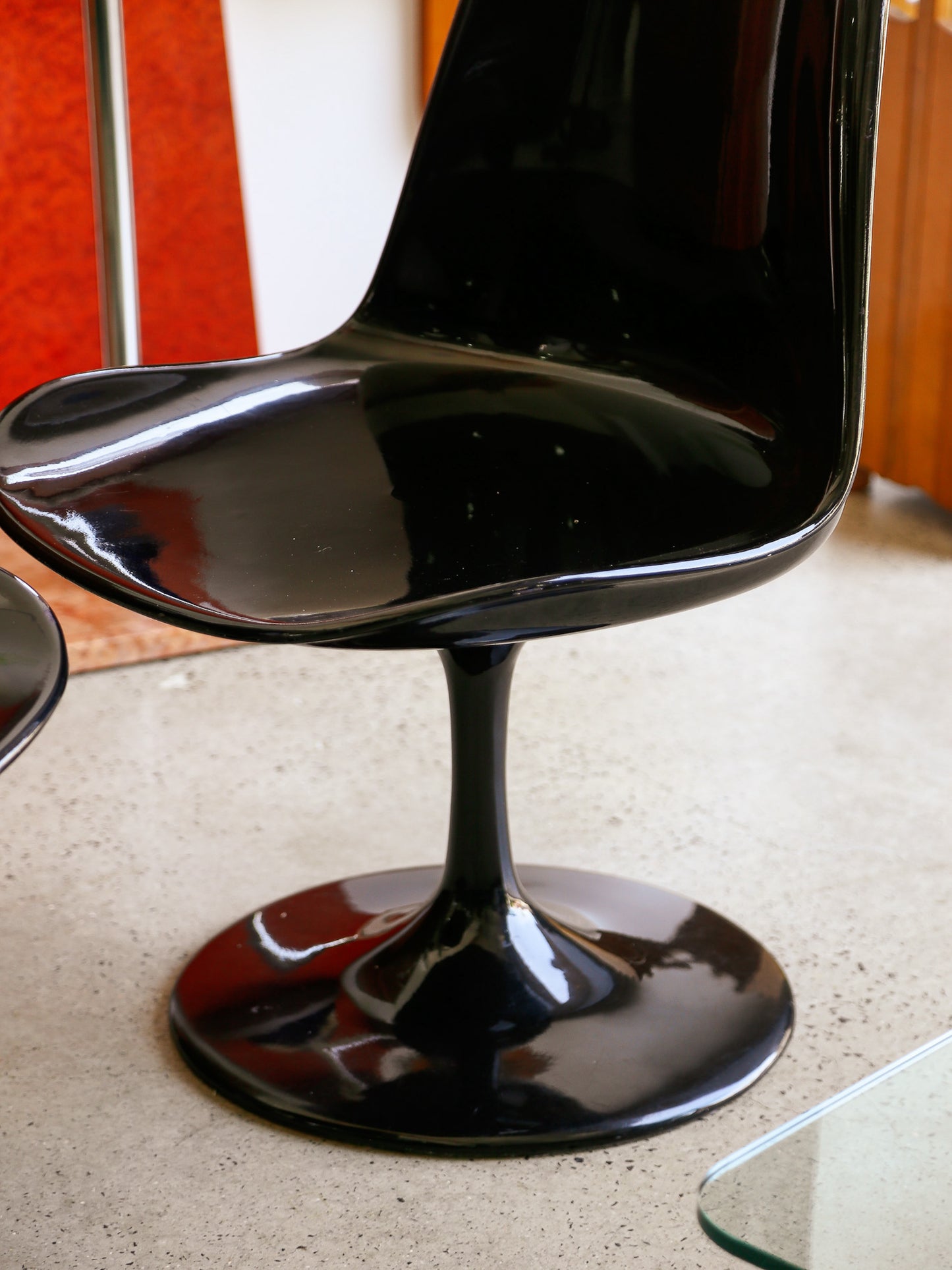 Italian Space Age Set of Two Swivel Chair in Fibreglass