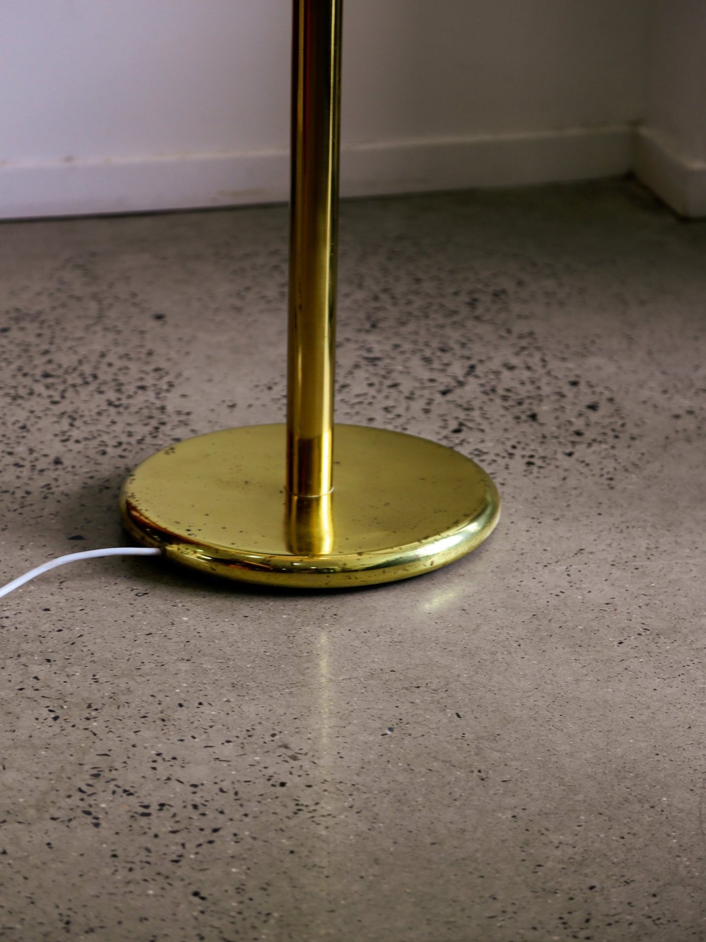 Italian Brass Torchiere Floor Lamp, 1970s - Lumini Collections