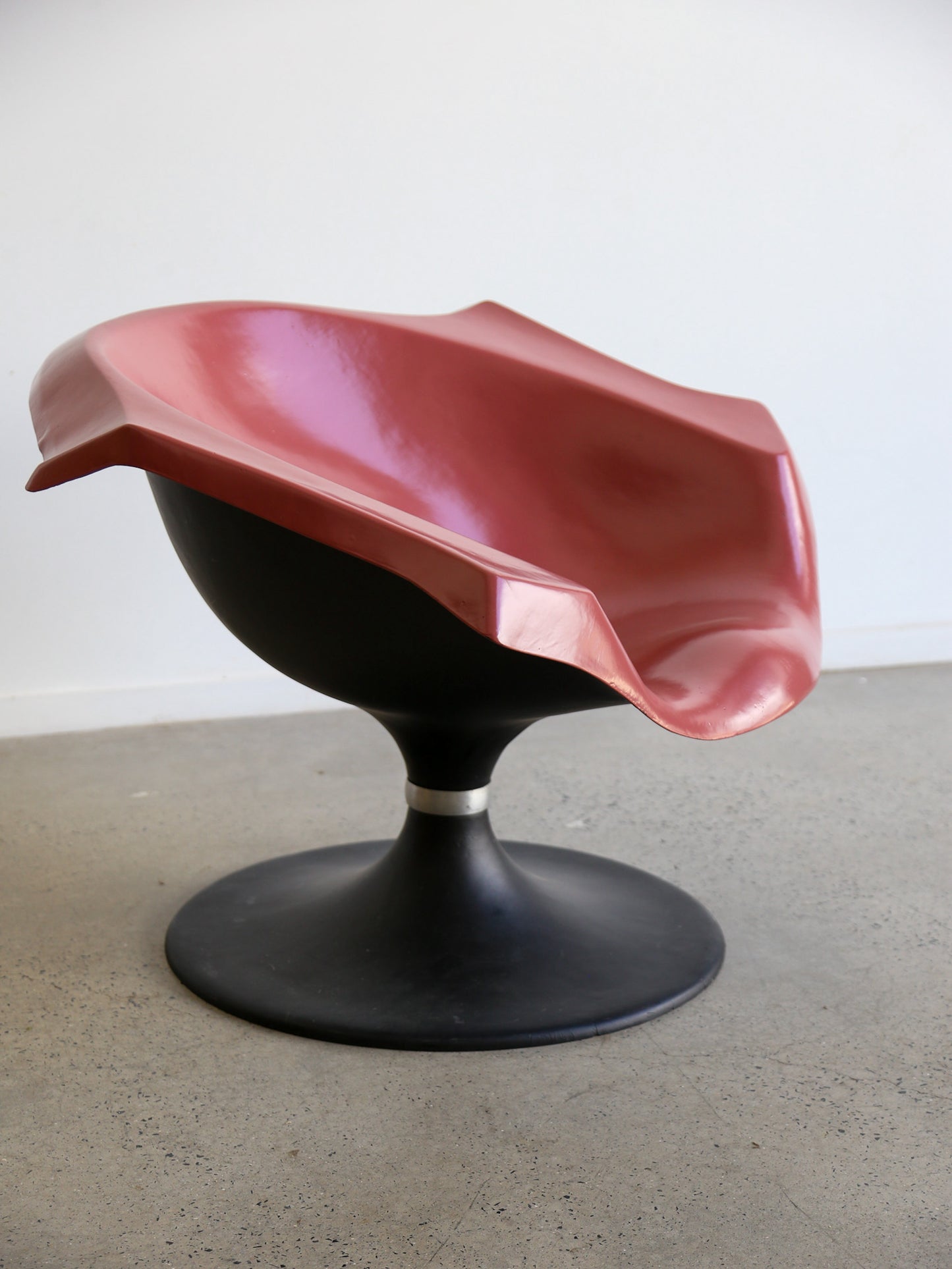 Space Age Sculptural Chair in Fiberglass