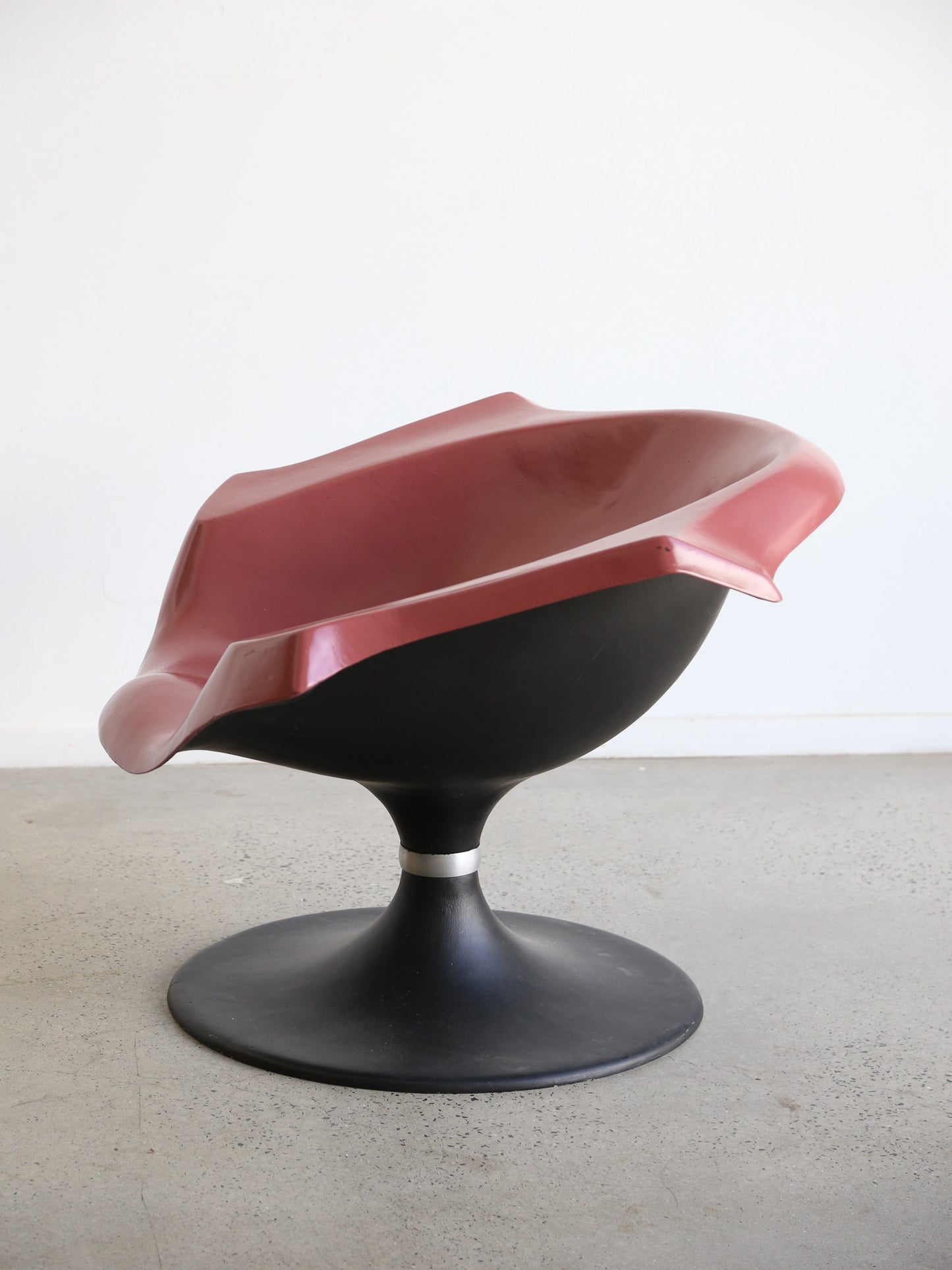 Space Age Sculptural Chair in Fiberglass