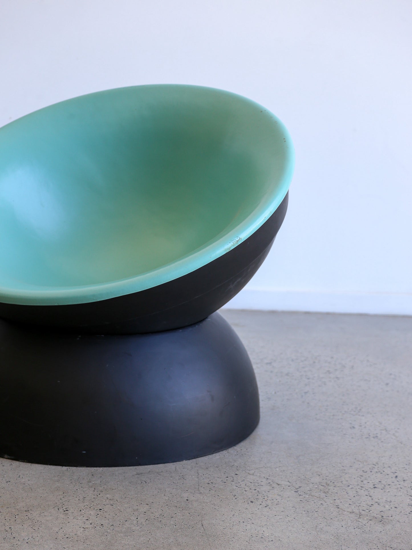 Space Age Armchair and Coffee Table in Fiberglass 1970s