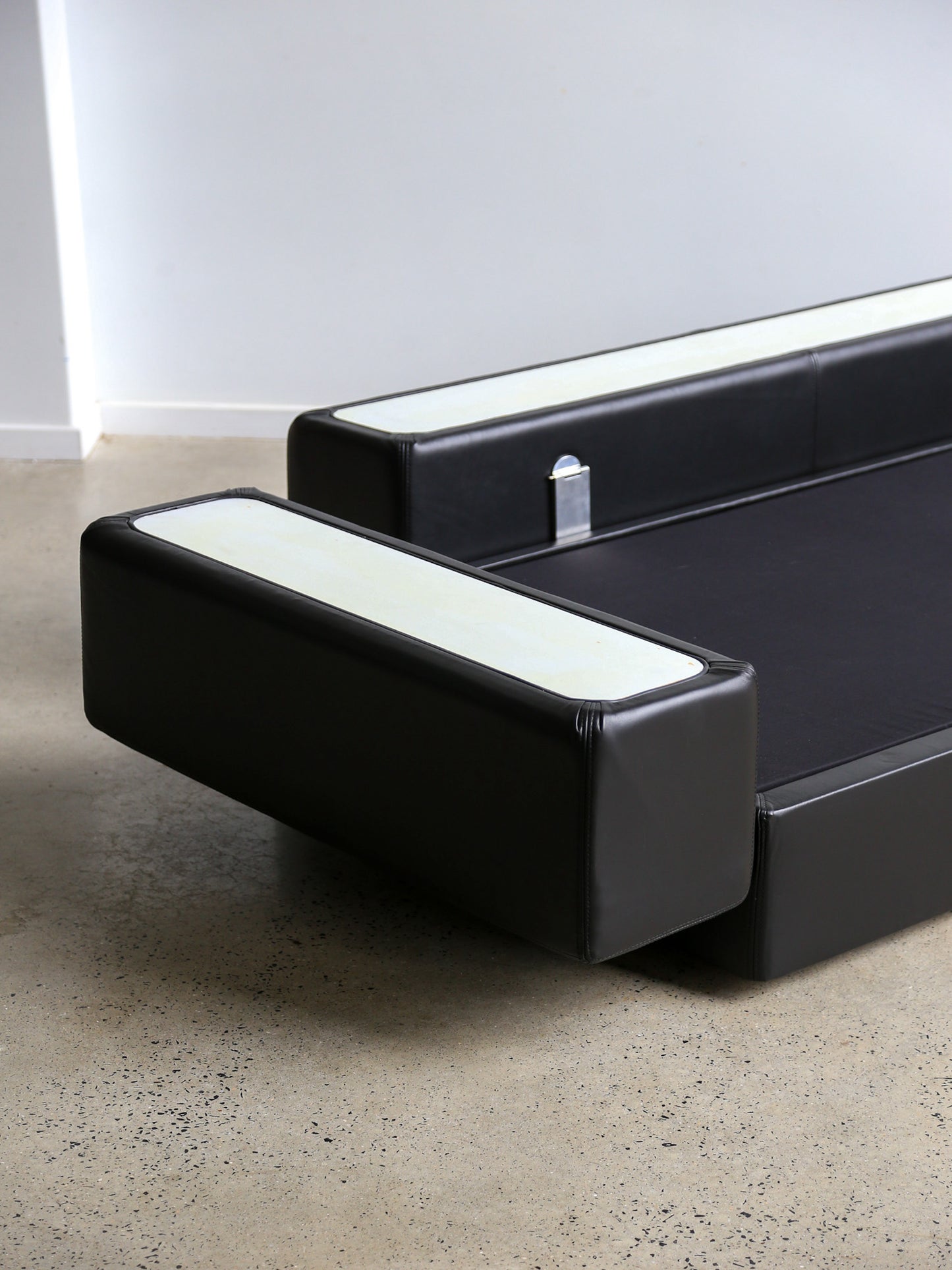 Tito Agnoli for Cinova Day Bed Sofa in Black Leather