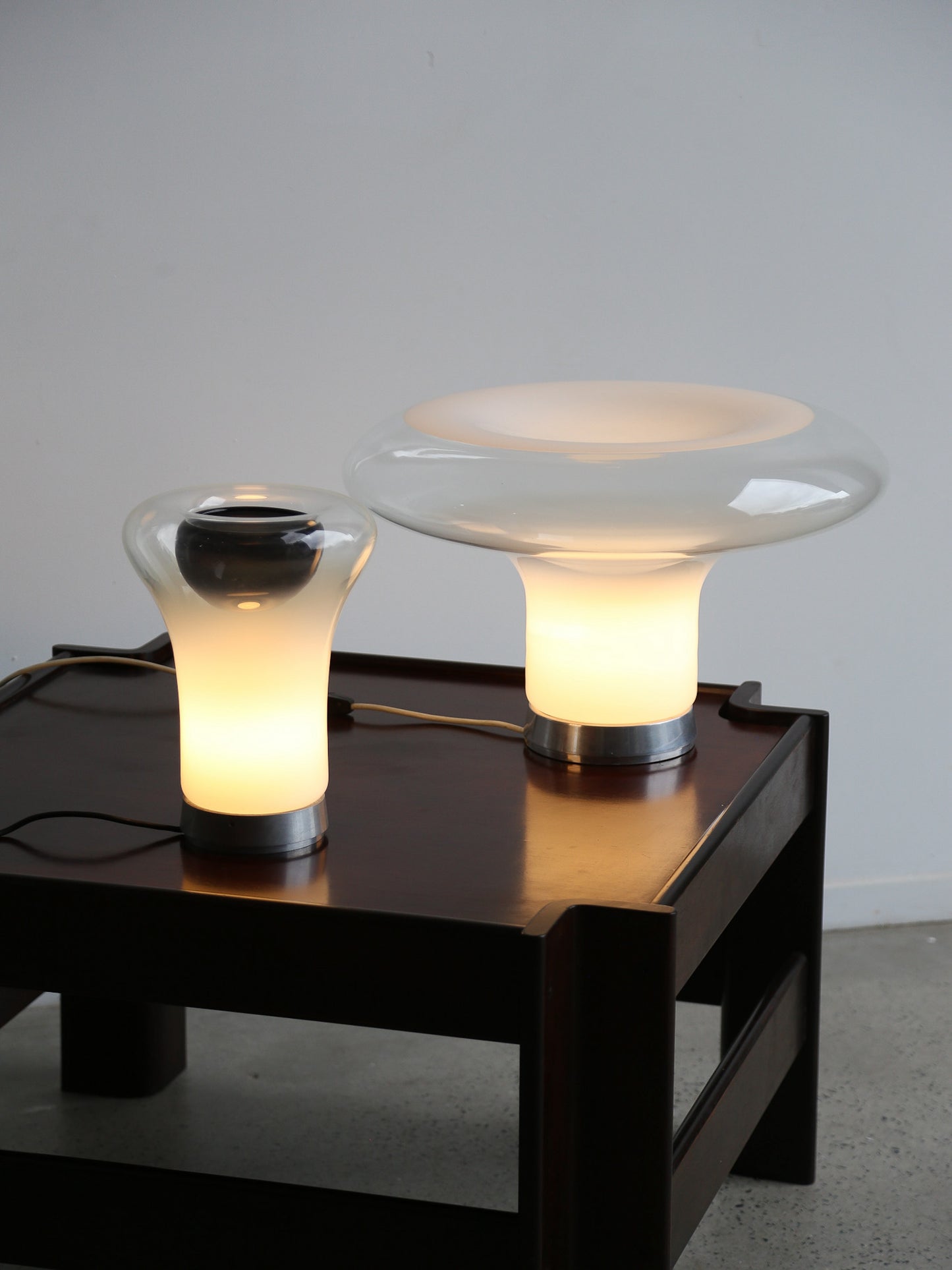 Lesbo Table Lamp by Angelo Mangiarotti for Artemide in Murano Glass