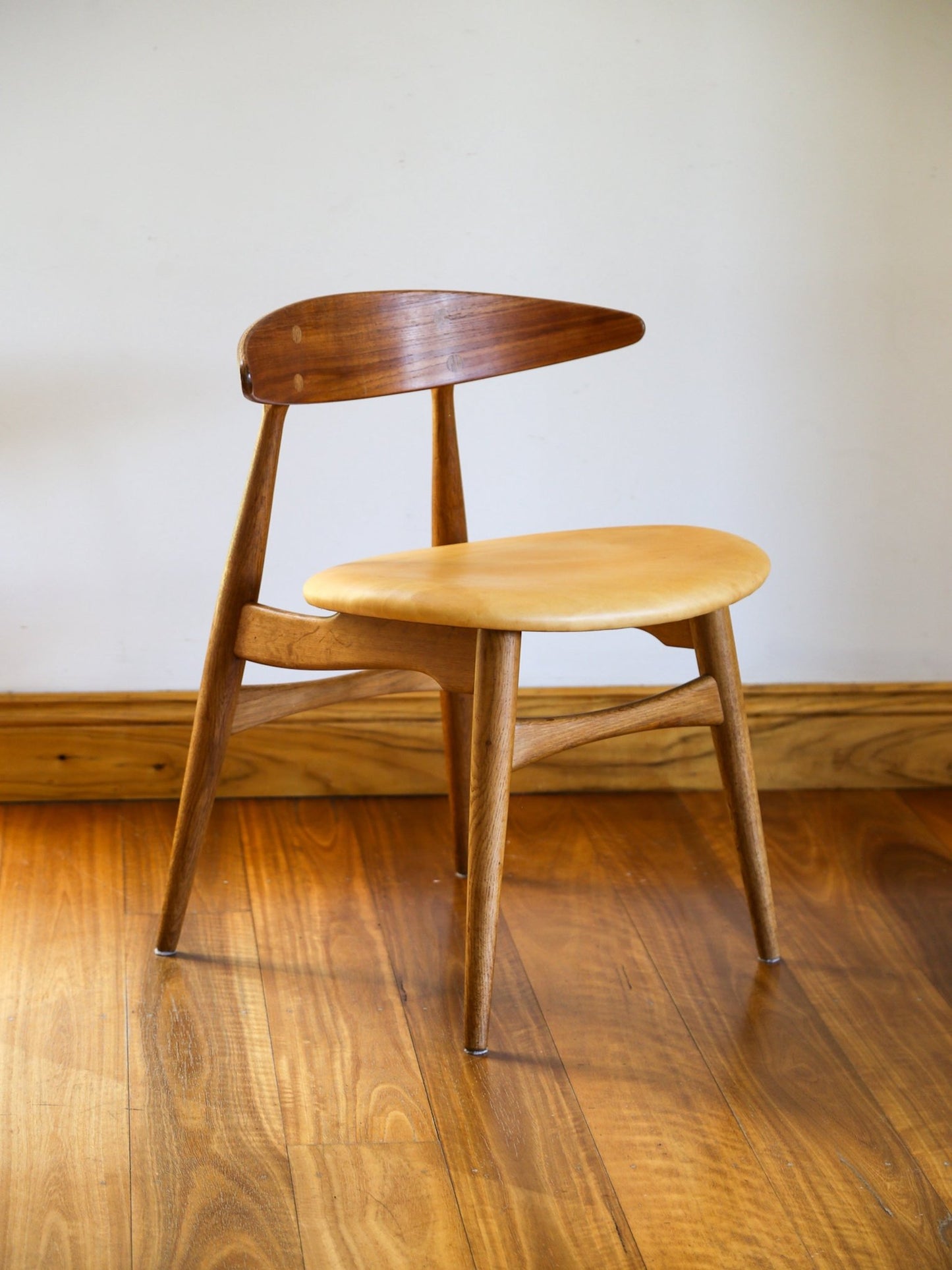 Hans J. Wegner Cow Horn Chair for Johannes Hansen - Lumini Collections