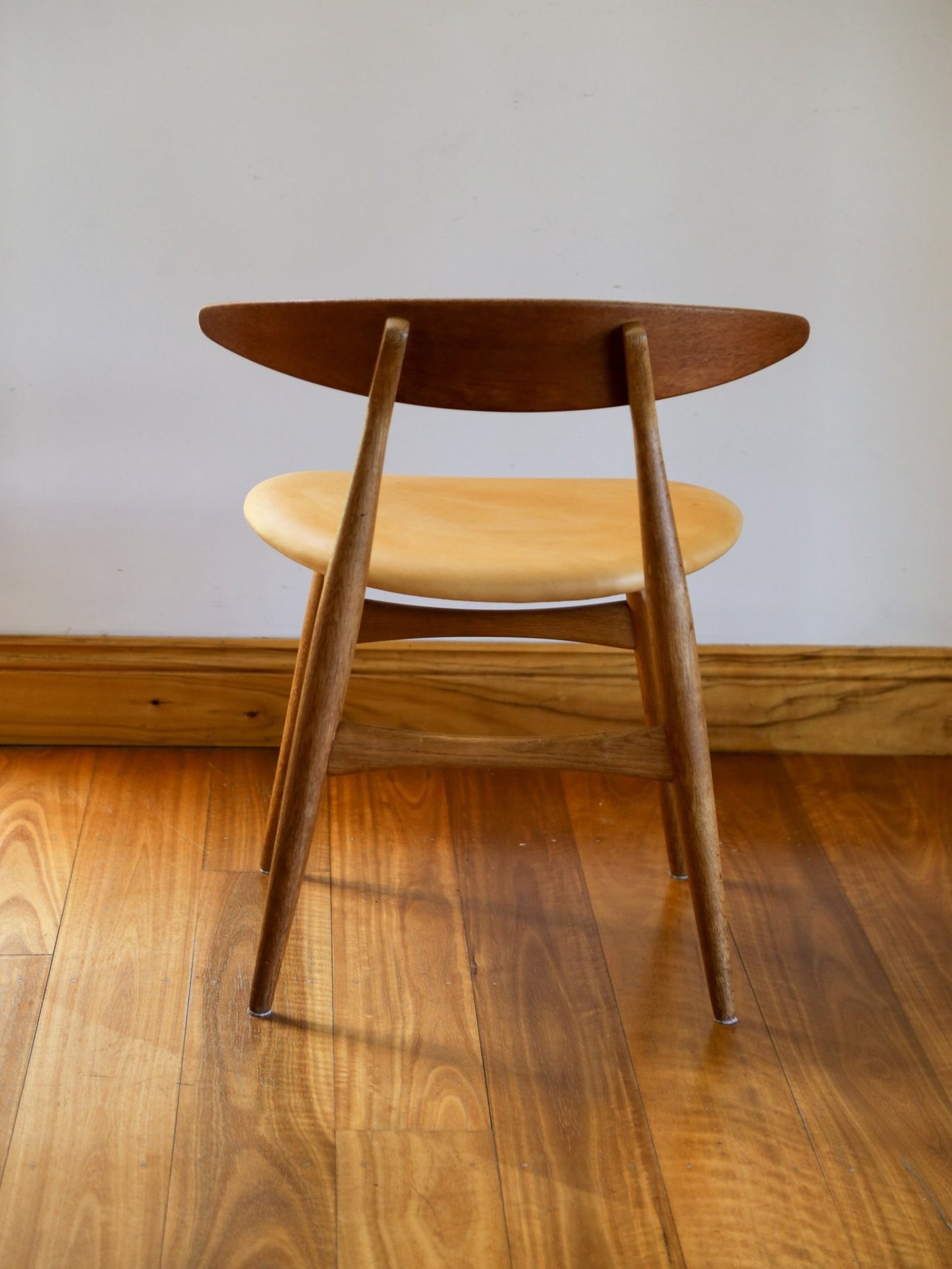 Hans J. Wegner Cow Horn Chair for Johannes Hansen - Lumini Collections