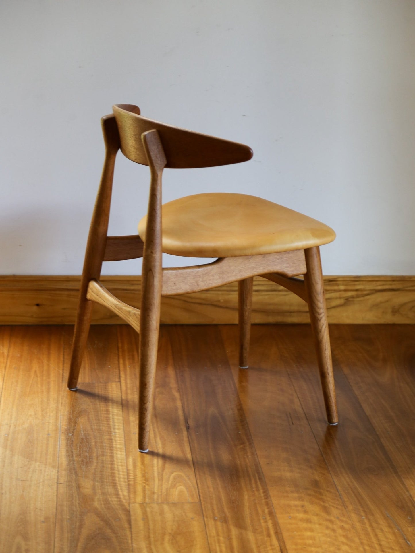Hans J. Wegner Cow Horn Chair for Johannes Hansen - Lumini Collections