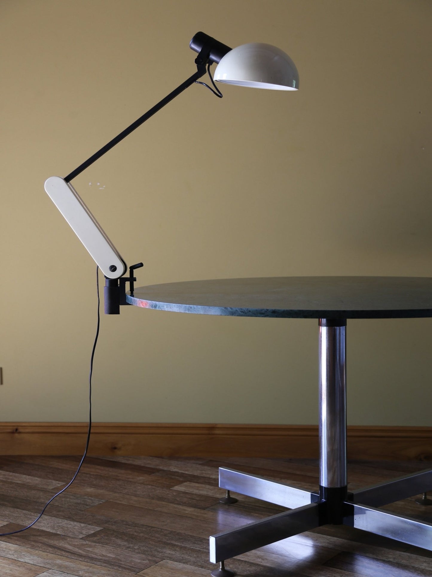 Vintage Guzzini Clamp Desk Lamp, Attributed to Bruno Gecchelin - Lumini Collections