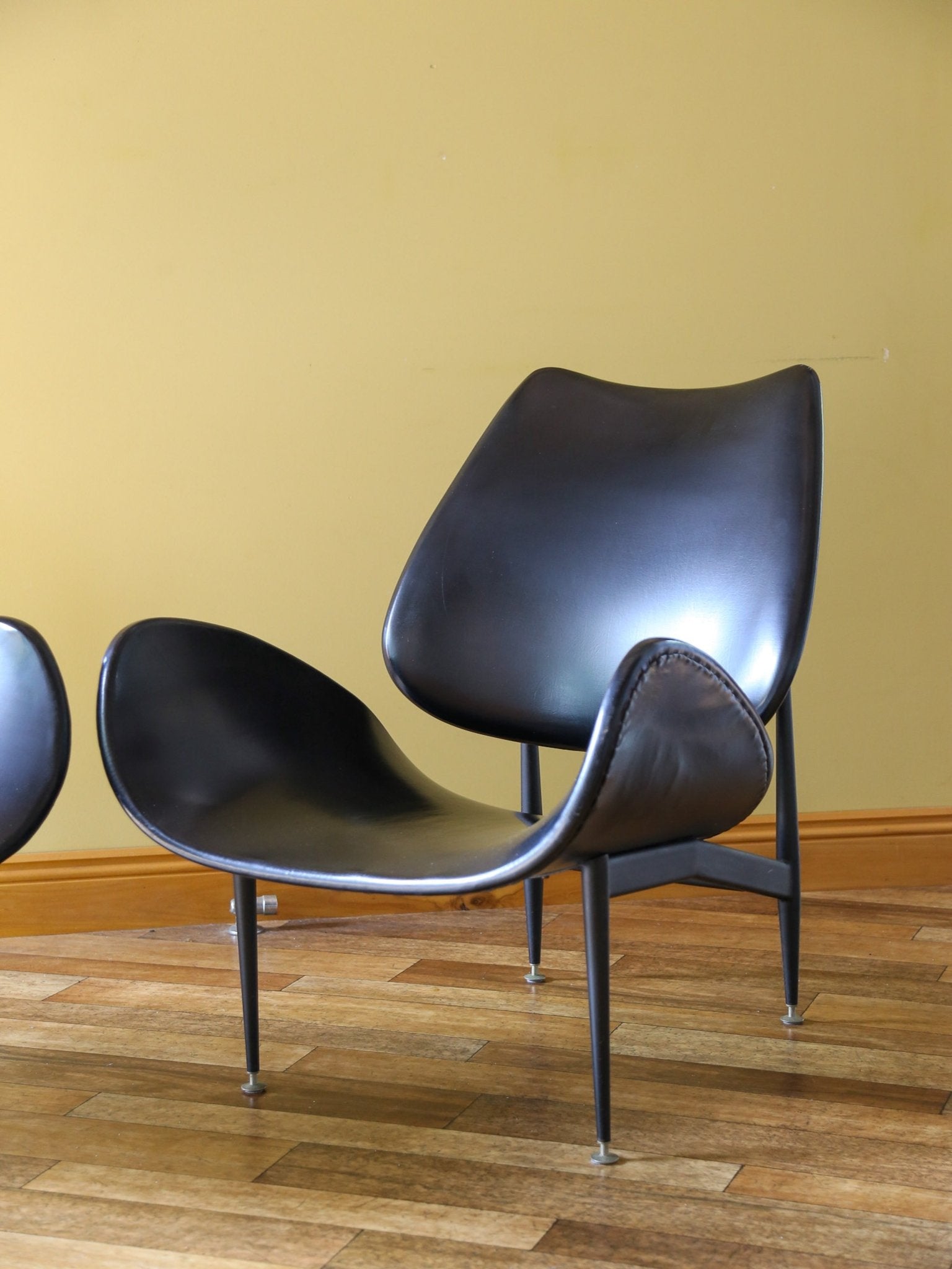 Grant Featherston Scape Armchairs, Australia - Lumini Collections