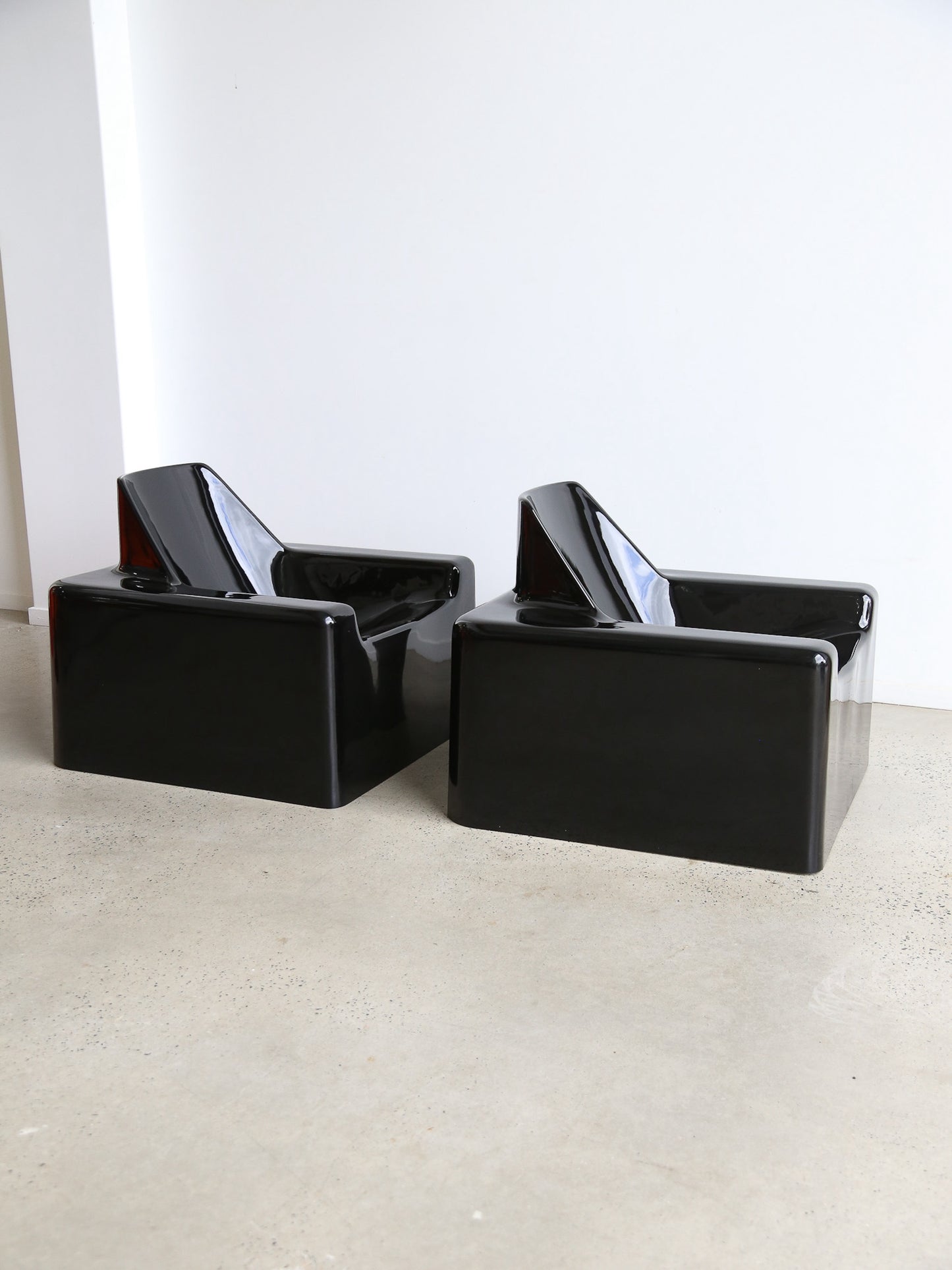 Piero Gatti & Franco Teodoro Set of Two Balck Fiberglass Armchairs