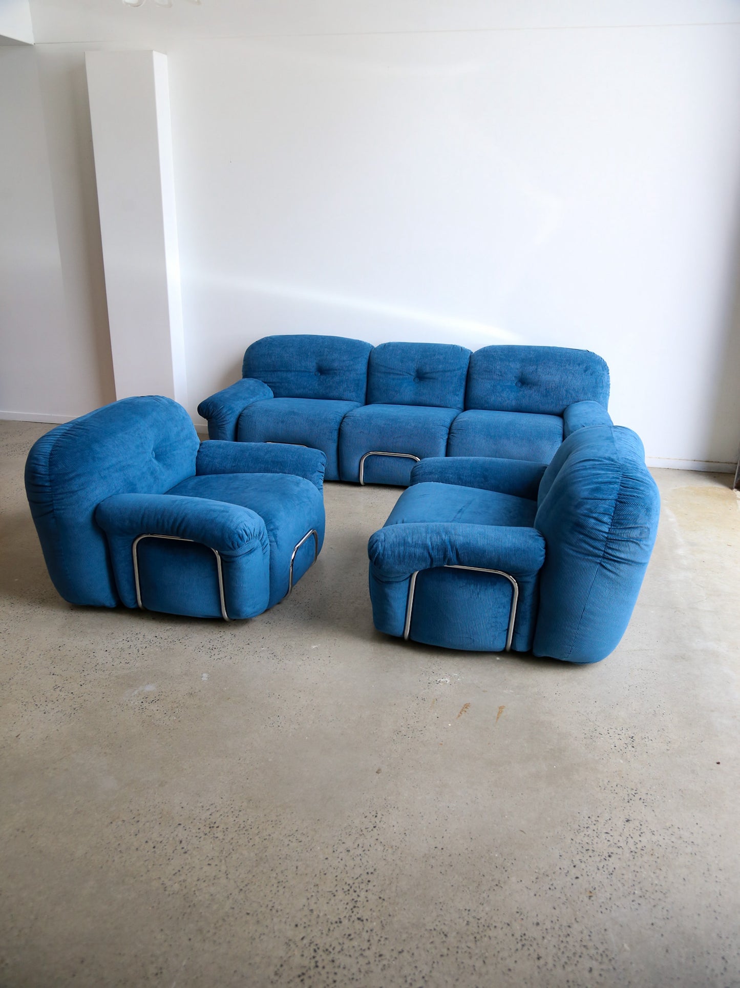 Adriano Pizzesi Sofa Set in Marine Blue Velvet and Chrome Frame