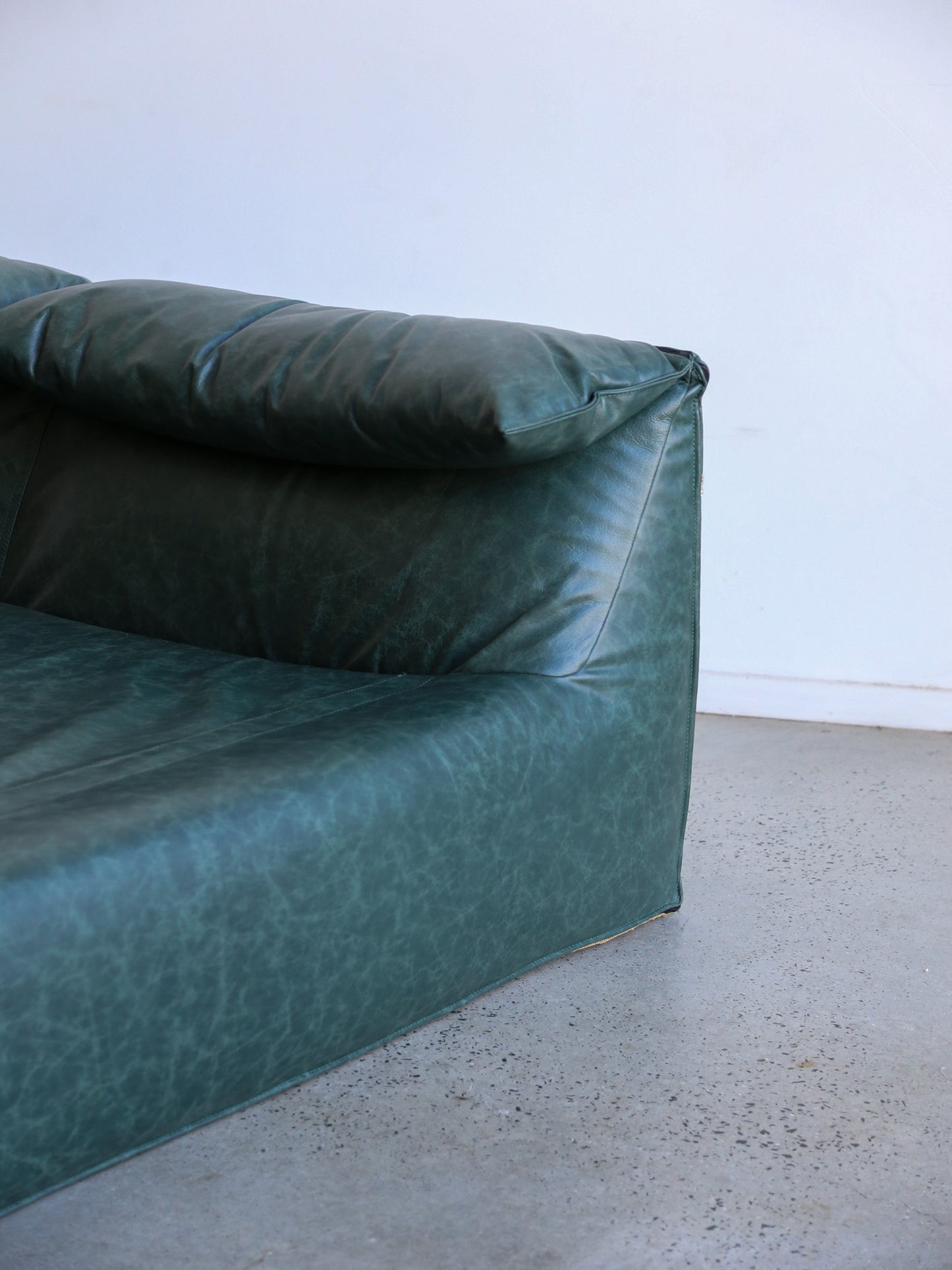 Bamboletto by Mario Bellini for B&B Italia in Dark Green Leather 1970s