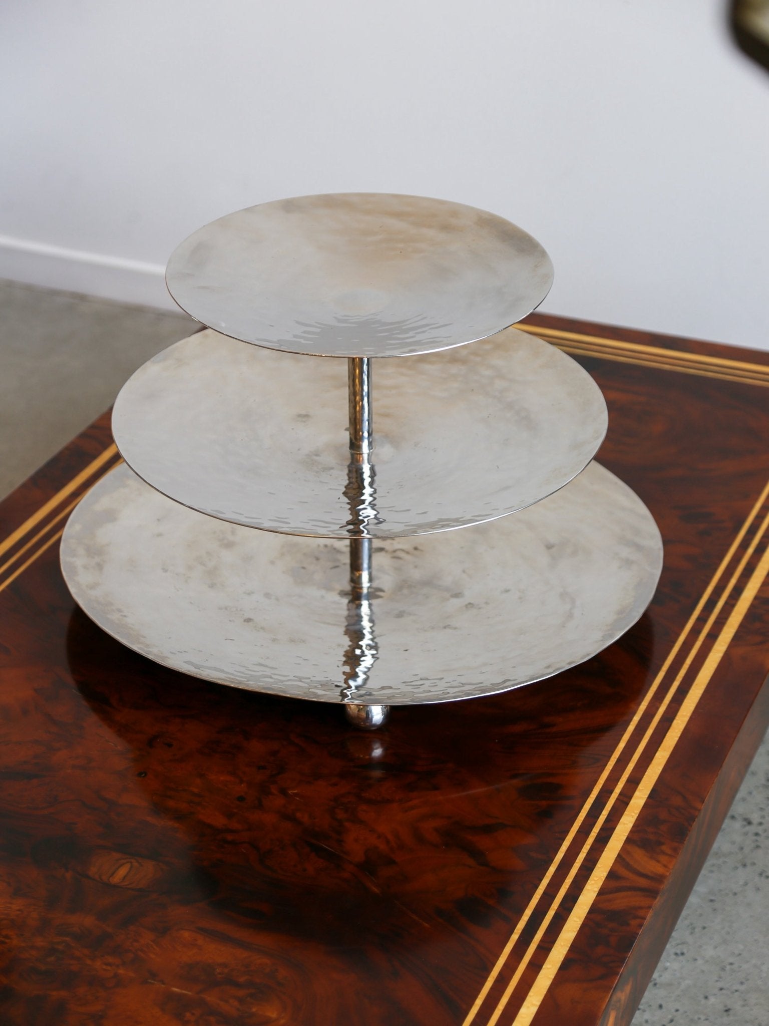 Zeher Hammered Chrome Three - Tier Side Table, 1970s - Lumini Collections
