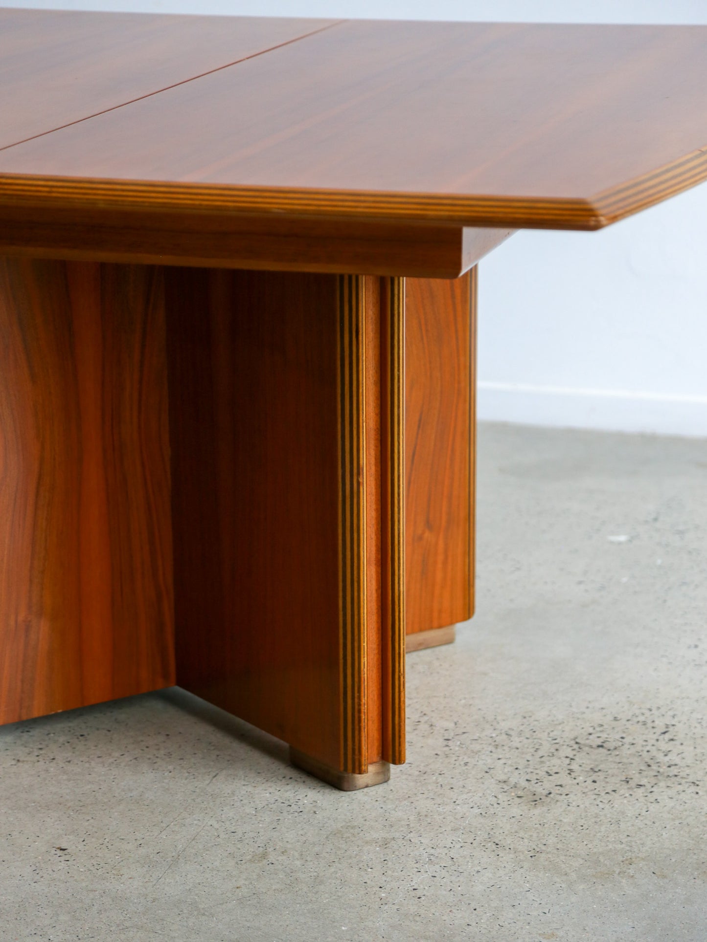 Pierre Cardin for Maxalto Fold-Out Extension Dining Table in Walnut 1980s