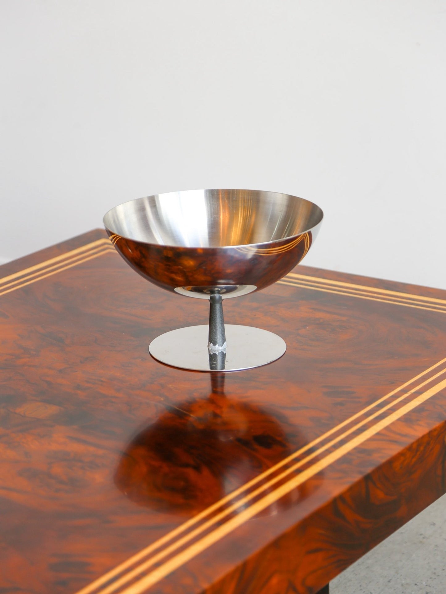 Pair of Alessi Stainless Steel Pedestal Bowls, Italy, 1970s - Lumini Collections