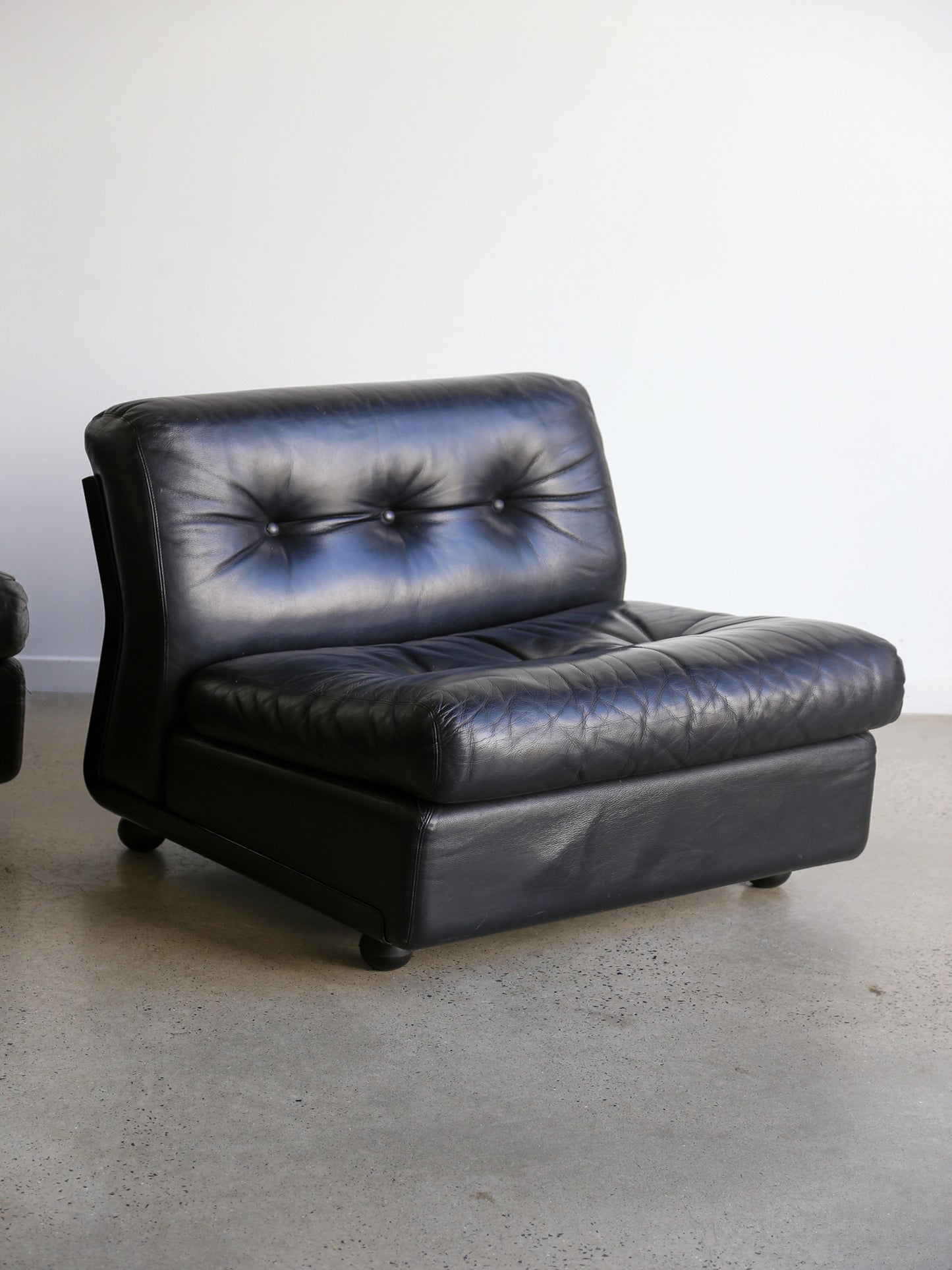 Amanta Modular Sofa in Black Leather By Mario Bellini for B&B Italia 1970