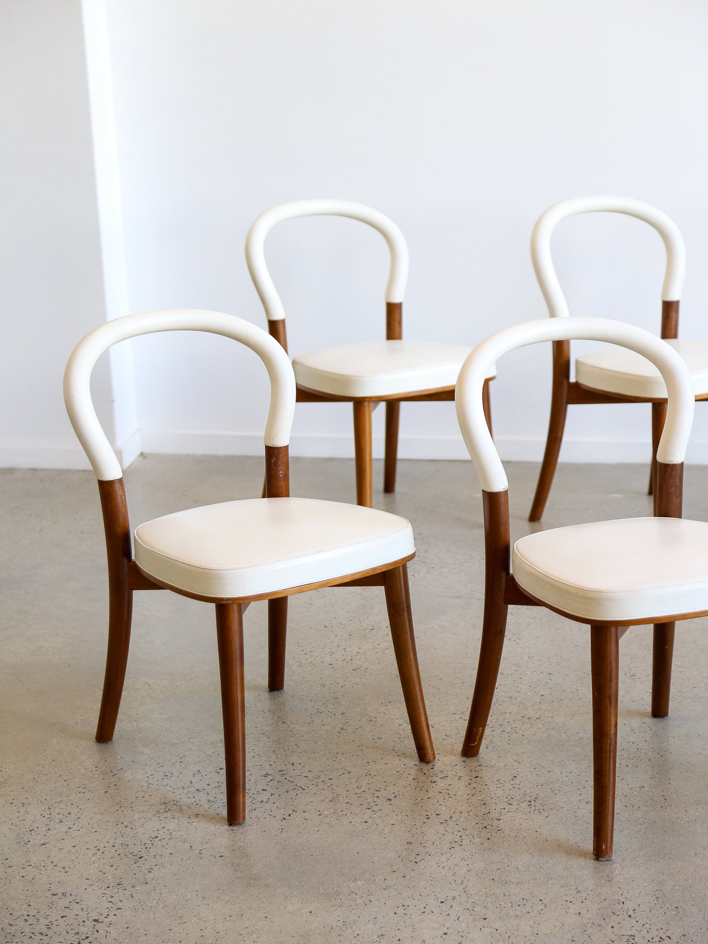 Erik Gunnar Asplund set of six "501 Göteborg" White Leather Dining chairs for Cassina Italy