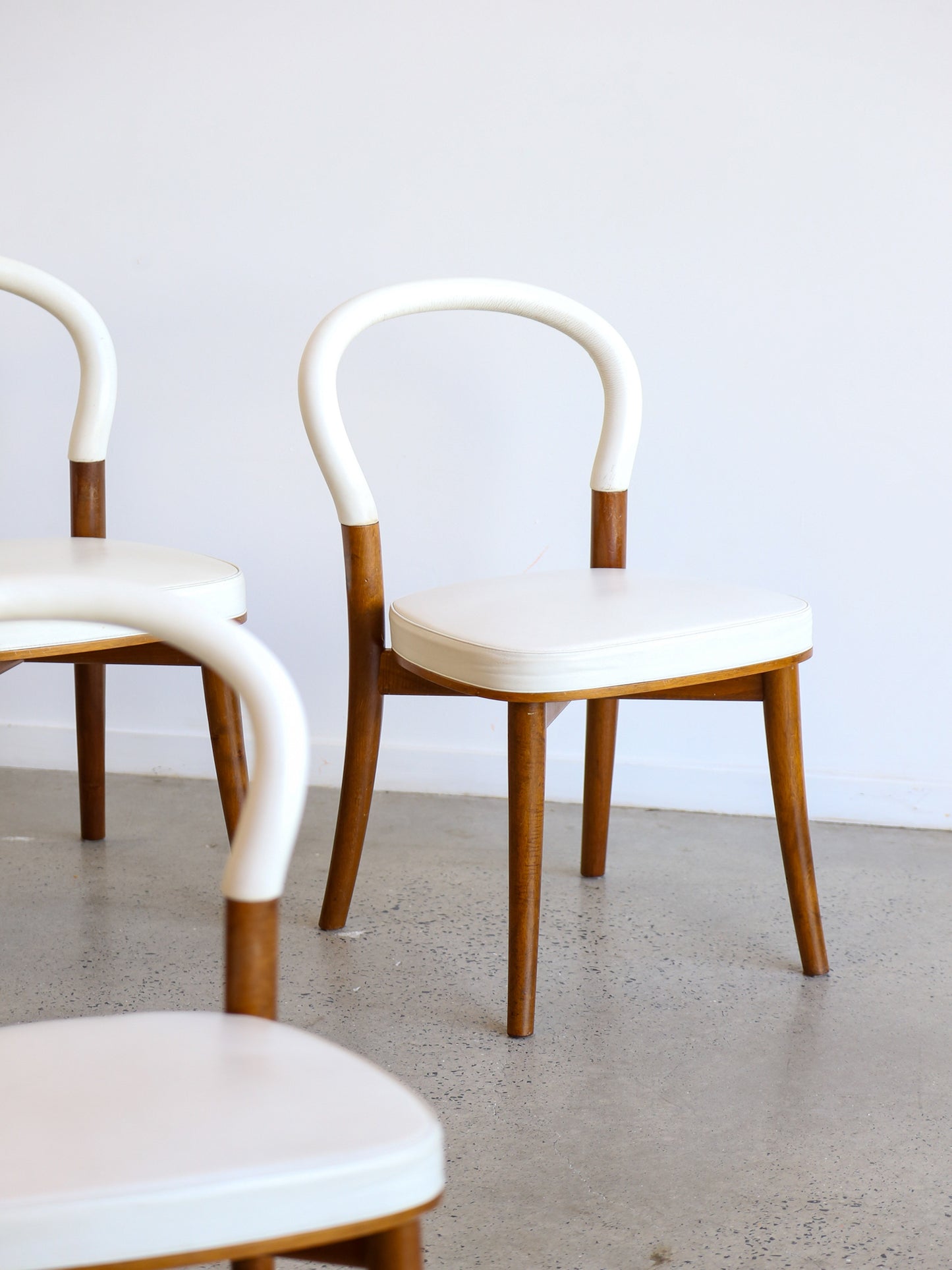 Erik Gunnar Asplund set of six "501 Göteborg" White Leather Dining chairs for Cassina Italy