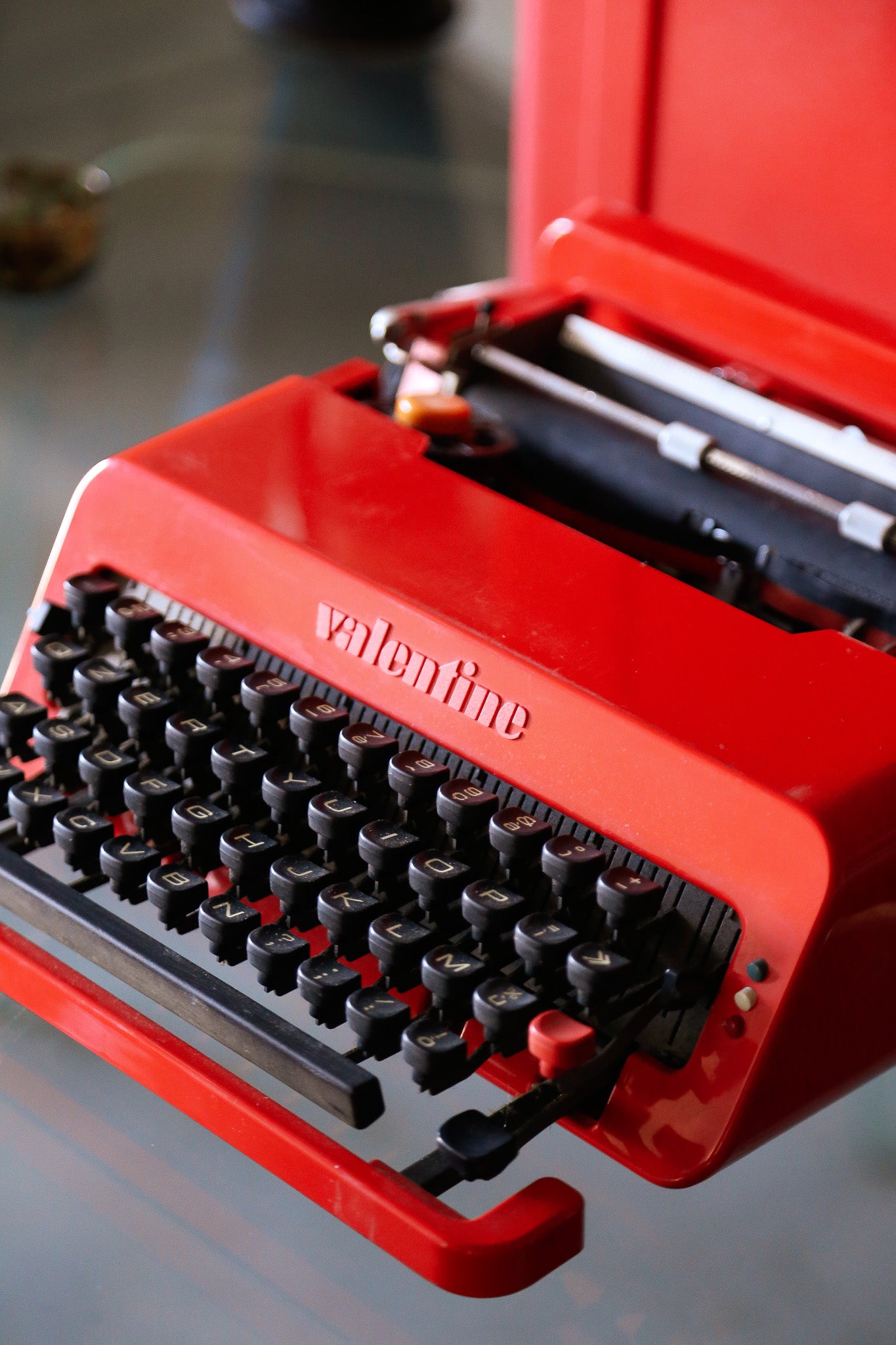 Olivetti Valentine Typewriter by Ettore Sottsass and Perry King, 1969