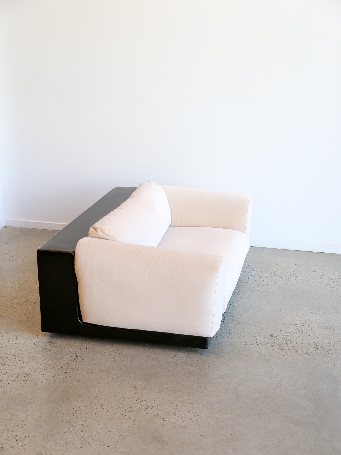 Mid Century Modern Gradual Sofa With Black Base by Cini Boeri for Knoll
