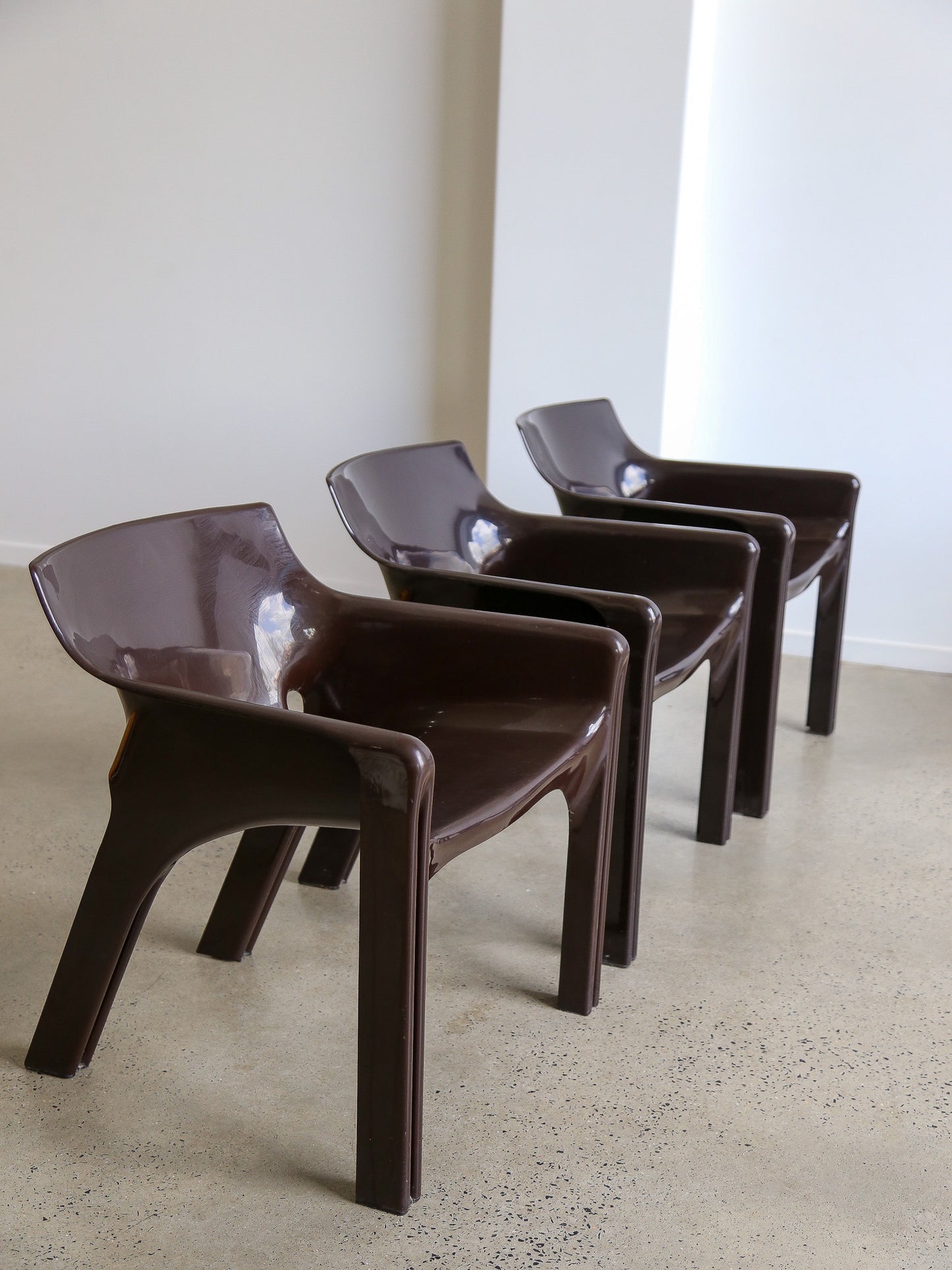 Gaudi Brown Chairs by Vico Magistretti for Artemide Set of Five 1970s