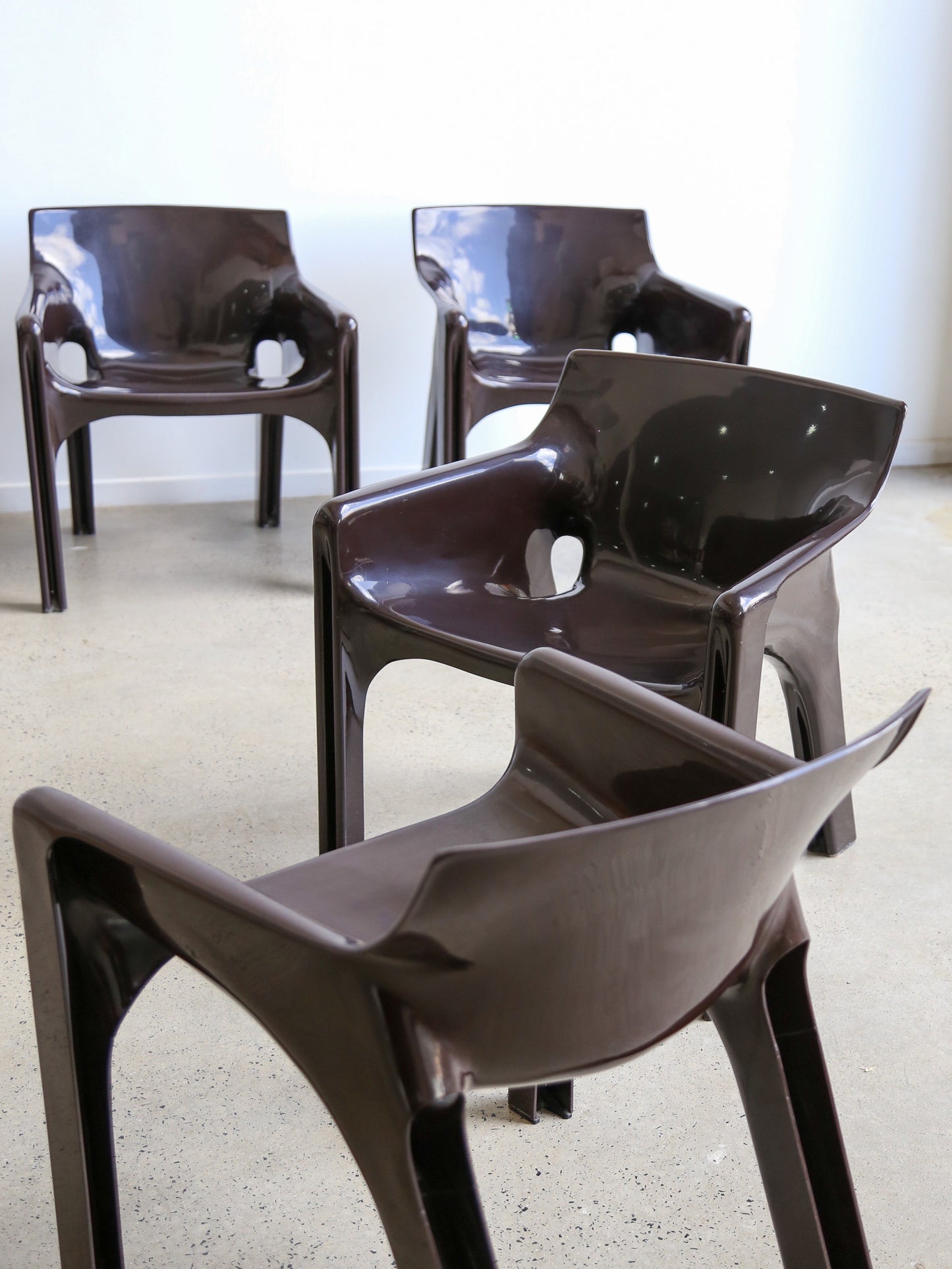 Gaudi Brown Chairs by Vico Magistretti for Artemide Set of Five 1970s