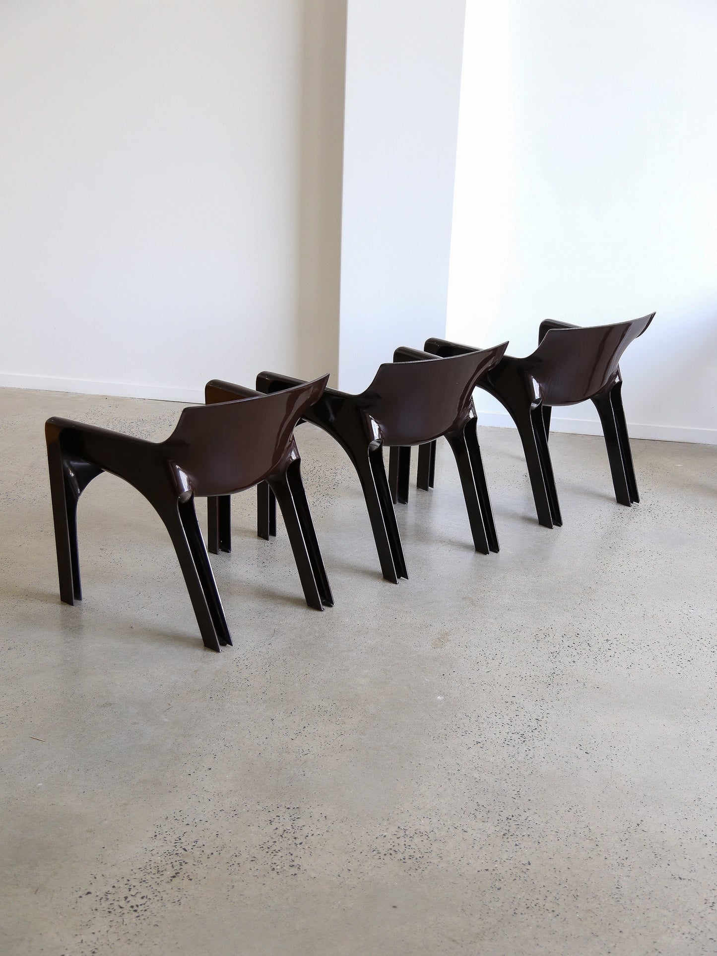 Gaudi Brown Chairs by Vico Magistretti for Artemide Set of Five 1970s