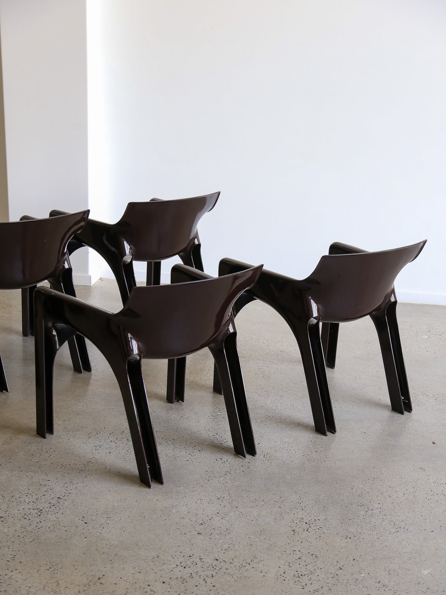 Gaudi Brown Chairs by Vico Magistretti for Artemide Set of Five 1970s