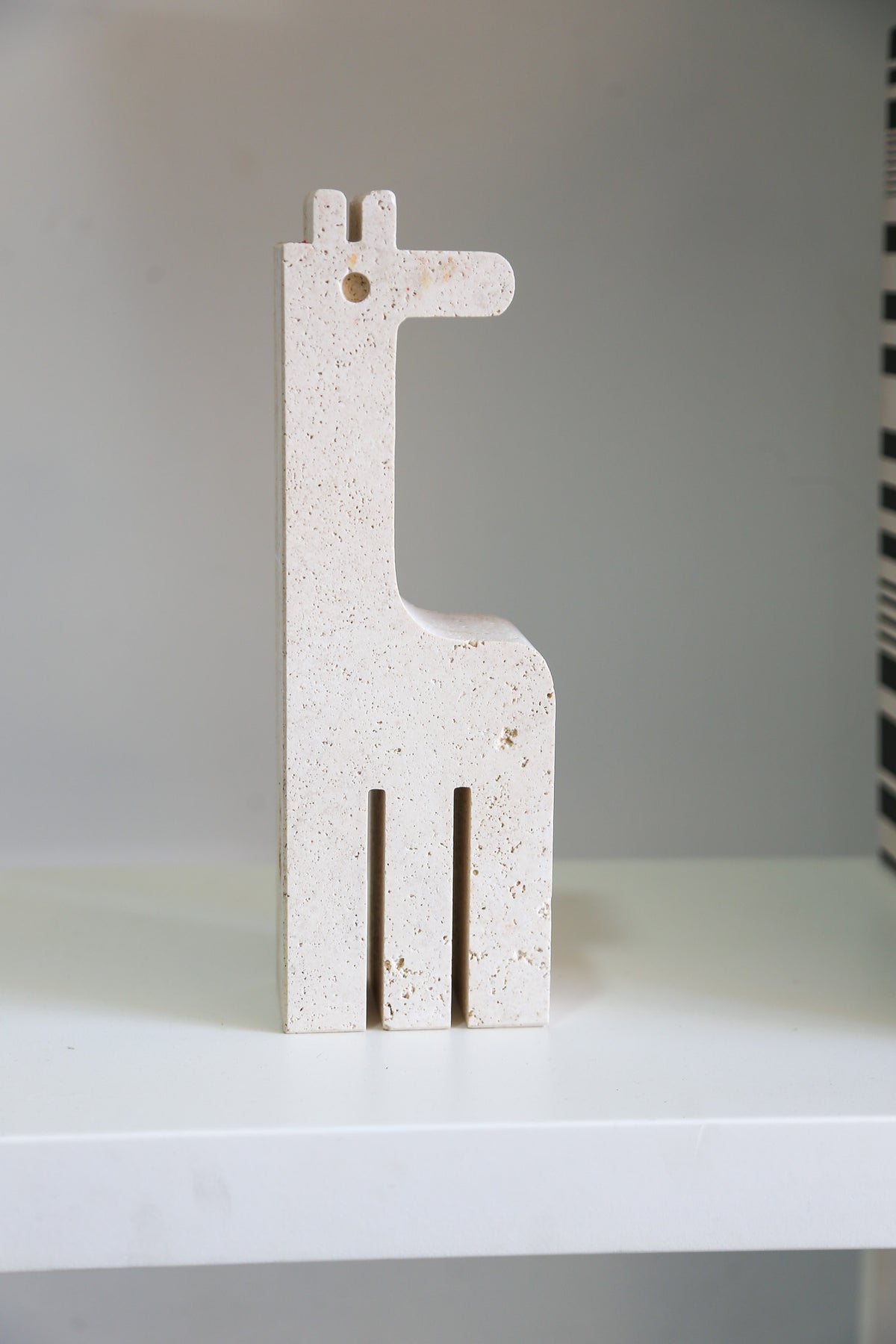 Travertine Giraffe Sculpture Attributed to Enzo Mari for Fratelli Mannelli, 1970s - Lumini Collections