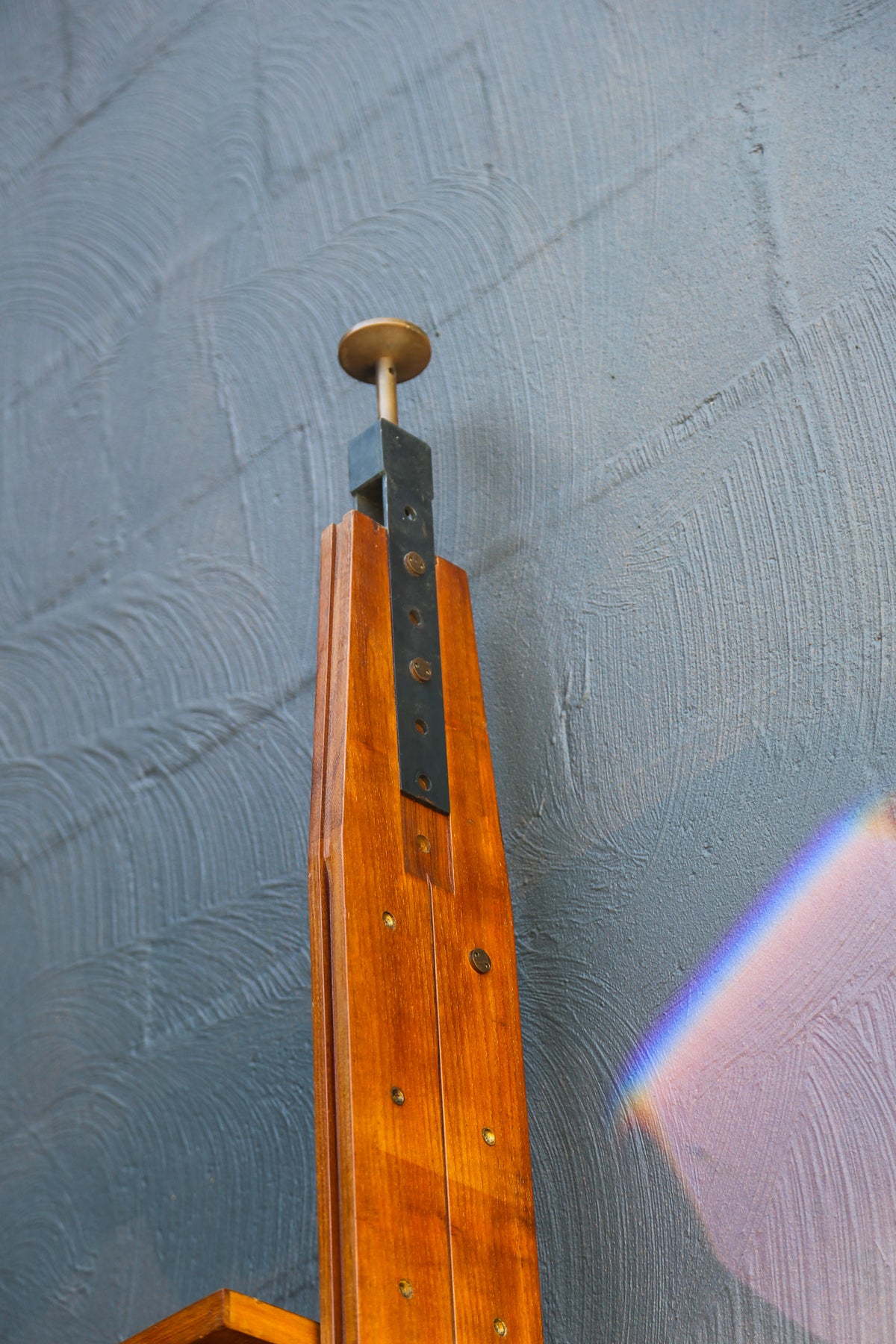 Pierluigi Spadolini Mid-Century Modern walnut bookcase, 1970s - Lumini Collections