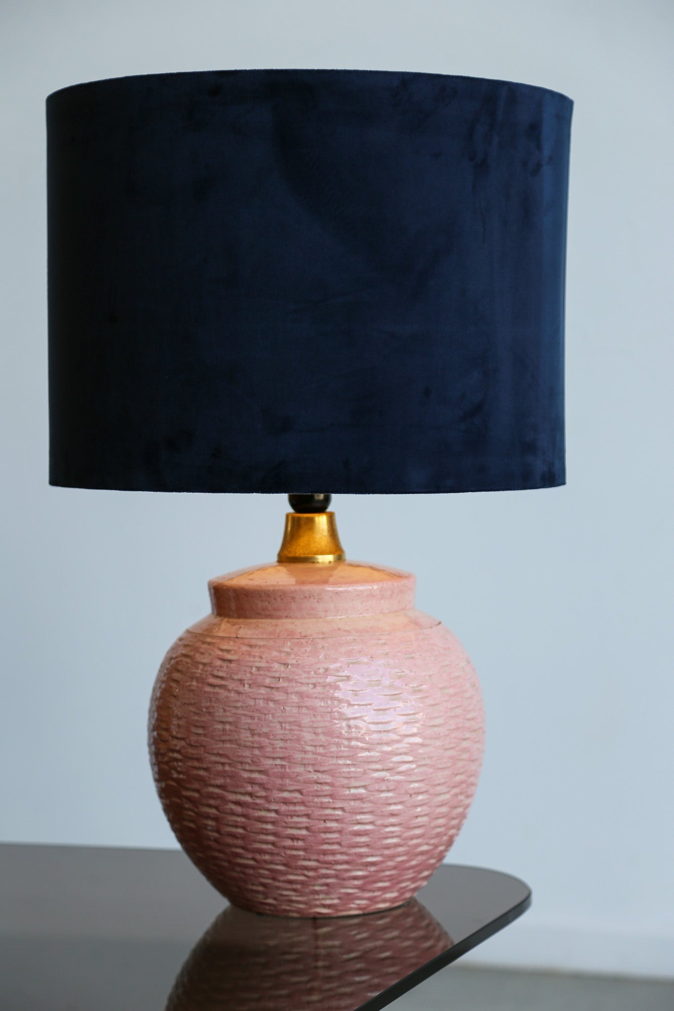 Italian 1970s ceramic table lamp with velvet shade - Lumini Collections