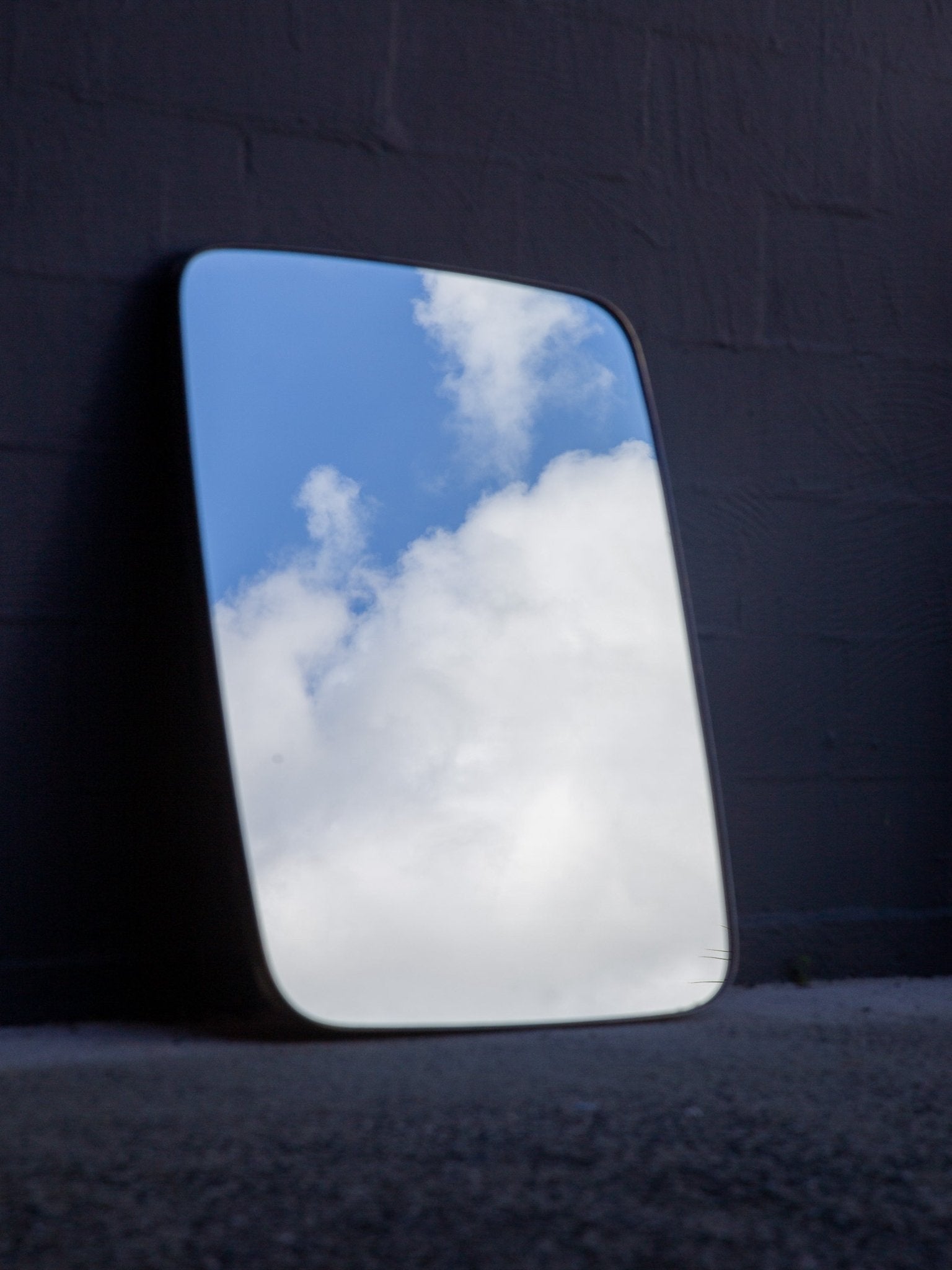 Italian Mid - Century Modern Wall Mirror with Brass Frame, 1970s - Lumini Collections