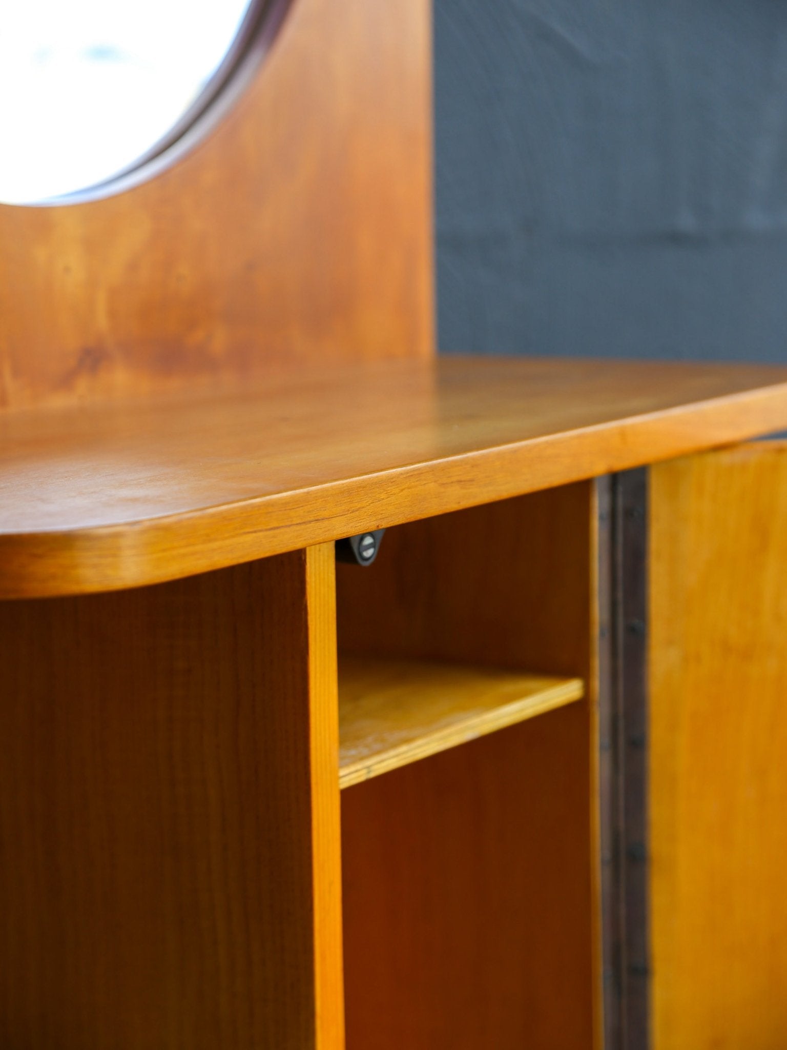 Italian Mid - Century Tempus Mirror Cabinet by Ettore Sottsass for Poltronova, 1960s - Lumini Collections