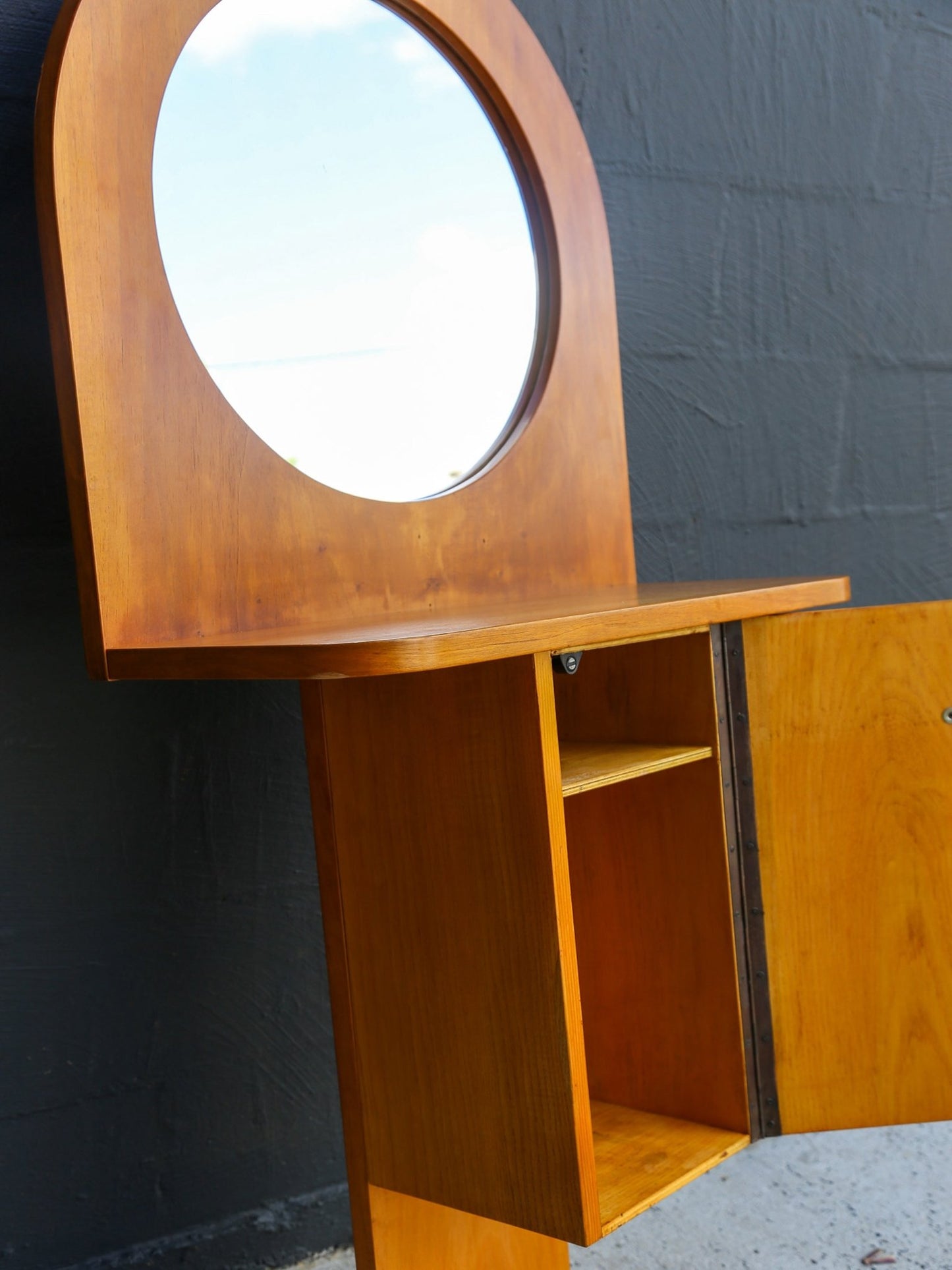 Italian Mid - Century Tempus Mirror Cabinet by Ettore Sottsass for Poltronova, 1960s - Lumini Collections