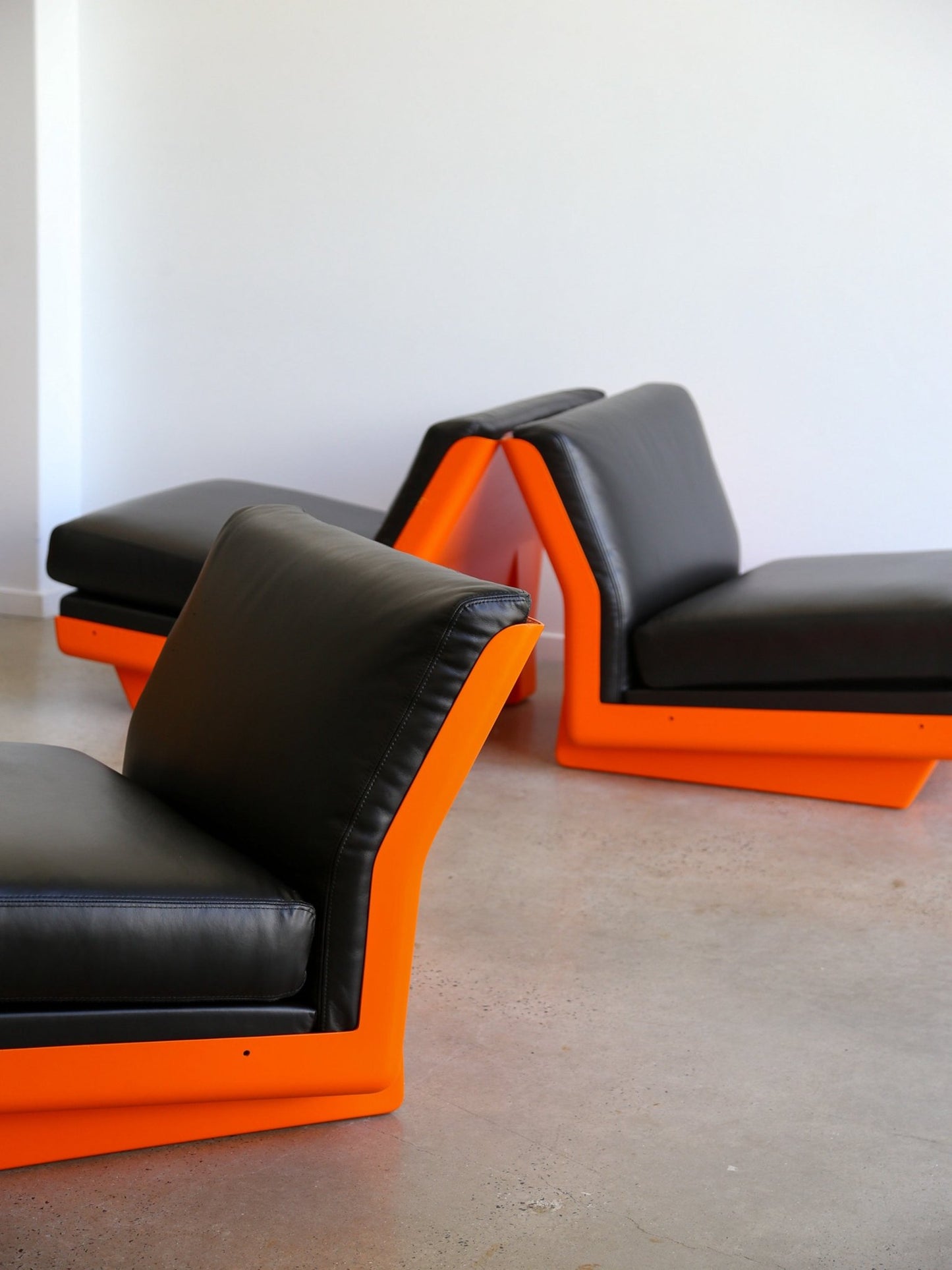 Italian Space Age Resin and Leather Lounge Chairs, 1970s - Lumini Collections