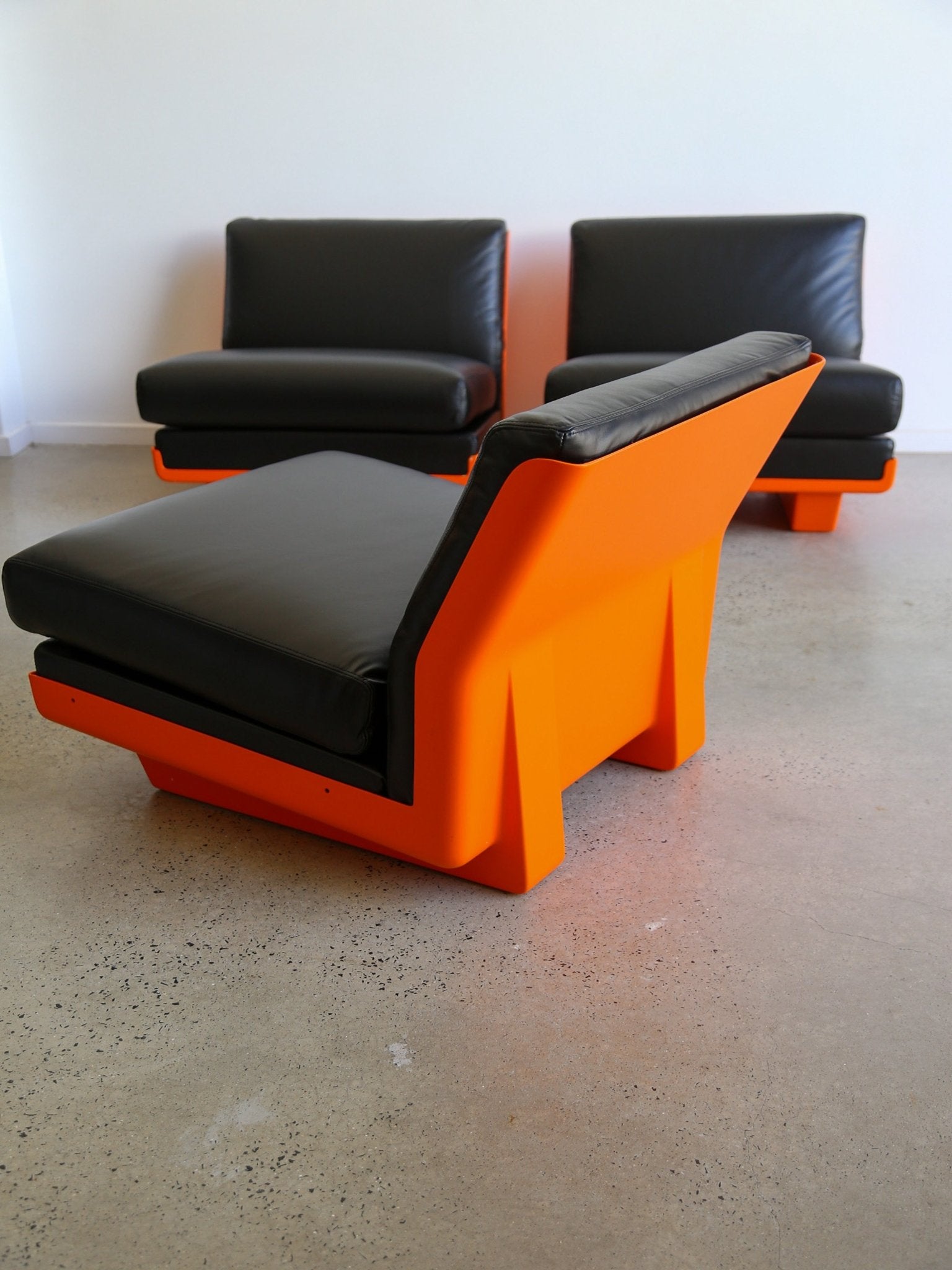 Italian Space Age Resin and Leather Lounge Chairs, 1970s - Lumini Collections