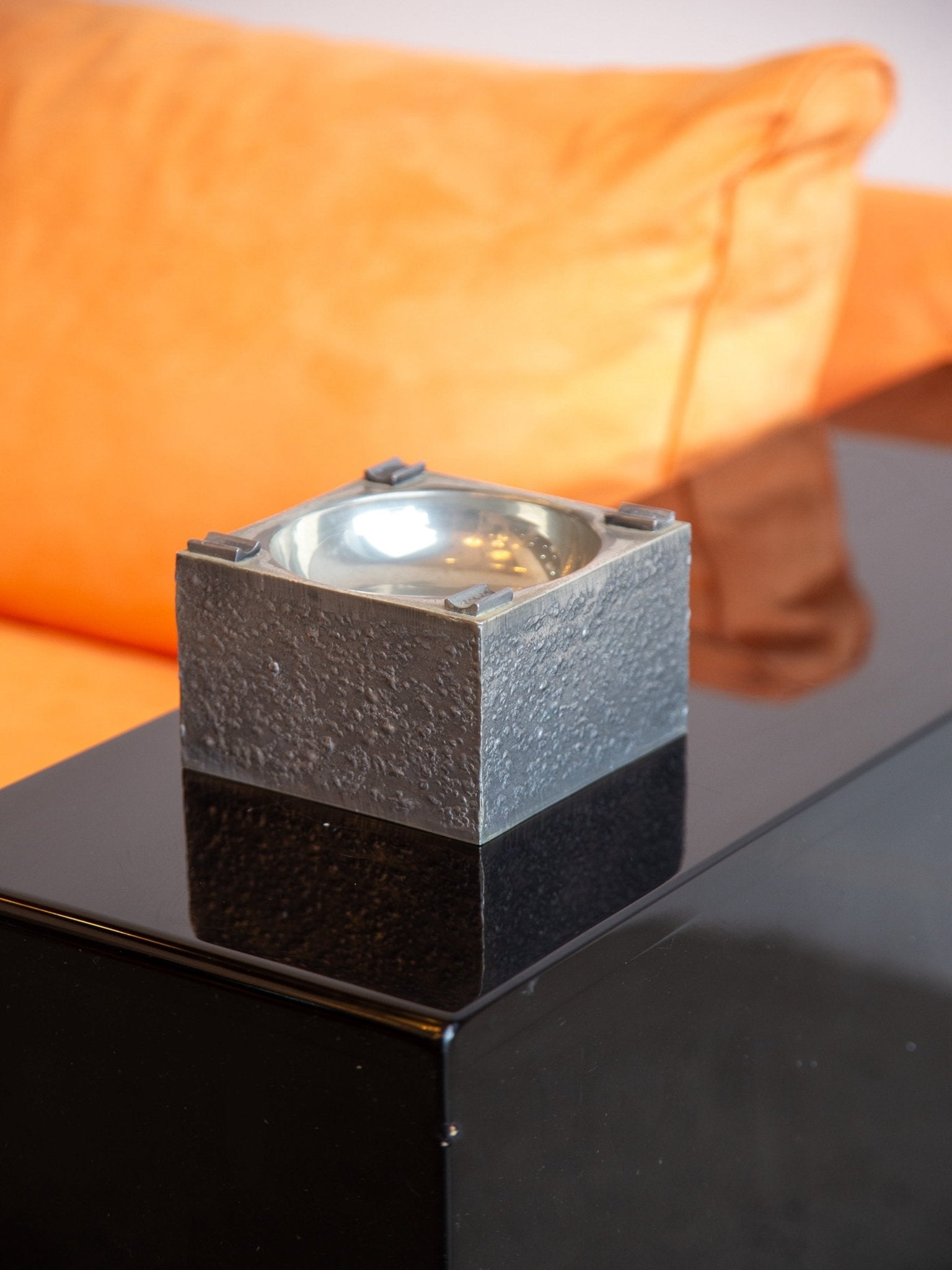 Italian vintage brutalist square ashtray in textured metal by Eltro, 1970s - Lumini Collections