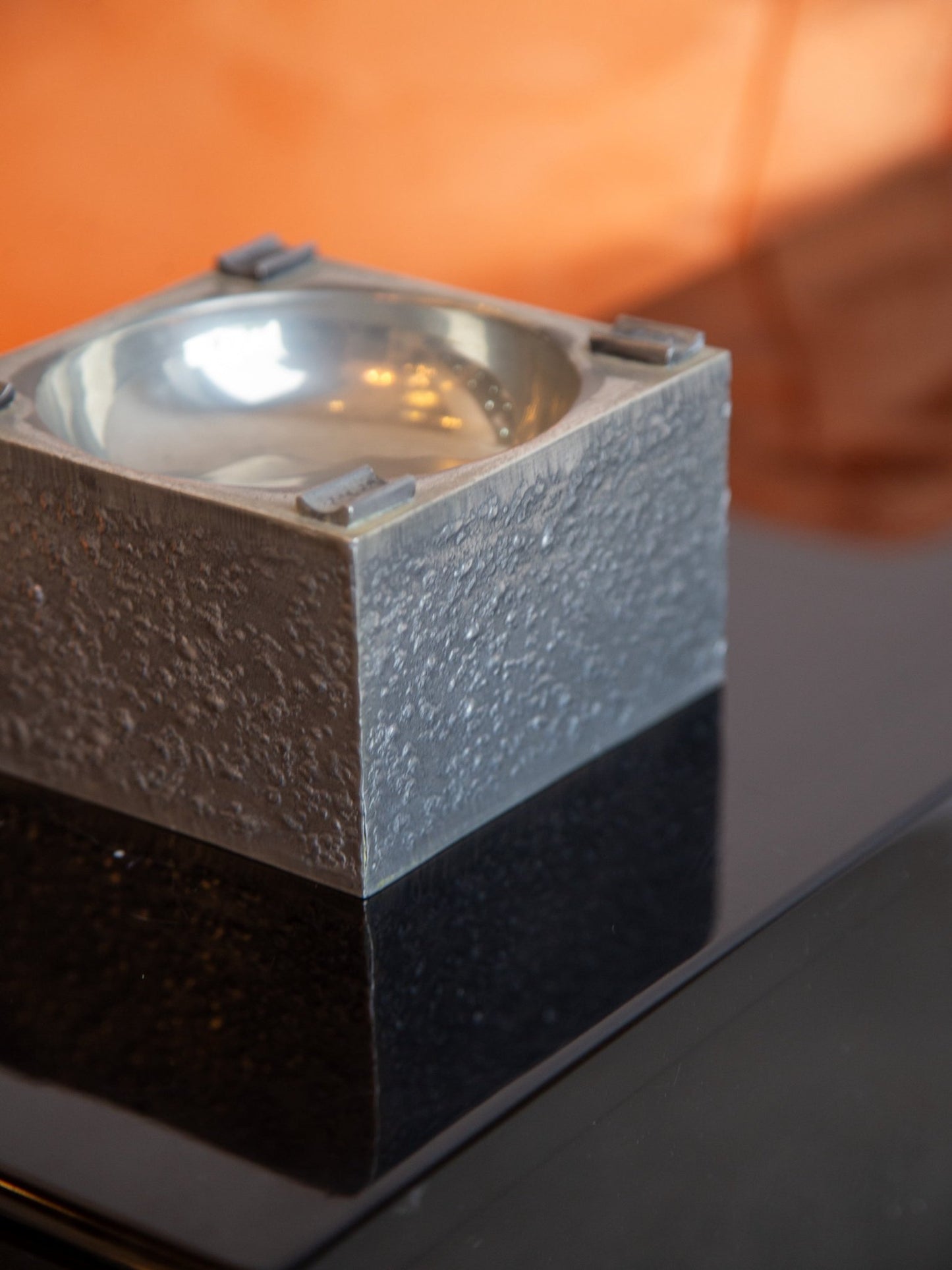 Italian vintage brutalist square ashtray in textured metal by Eltro, 1970s - Lumini Collections