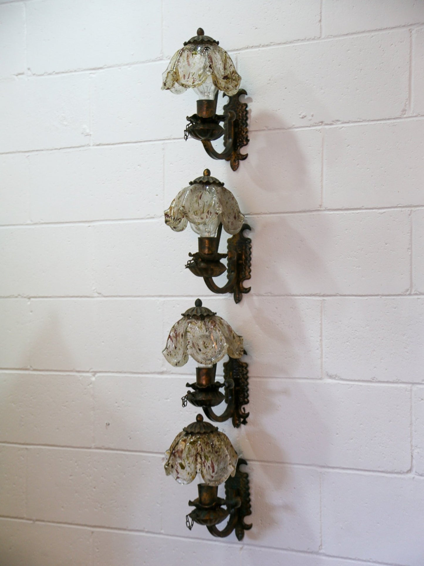 Italian Vintage Wall Lighting - Lumini Collections