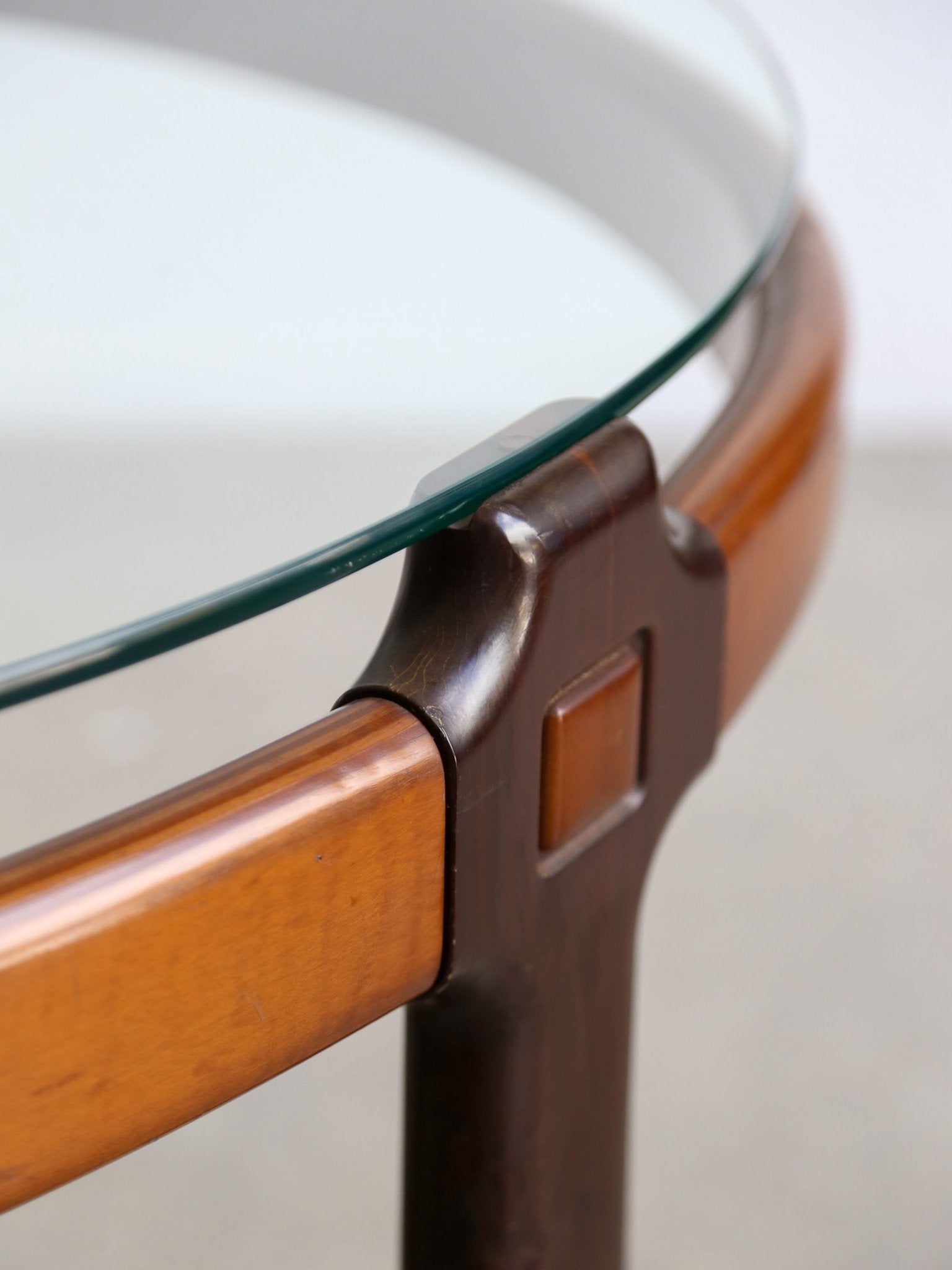 Italian vintage round glass dining table by Ceccotti, 1970s - Lumini Collections