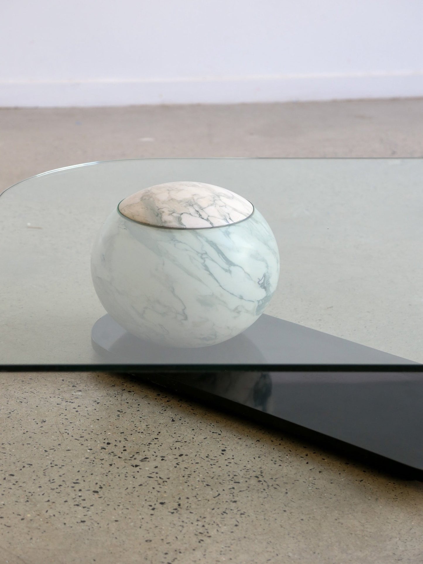 Italian vintage marble sphere and glass coffee table by Fratelli Longhi - Lumini Collections