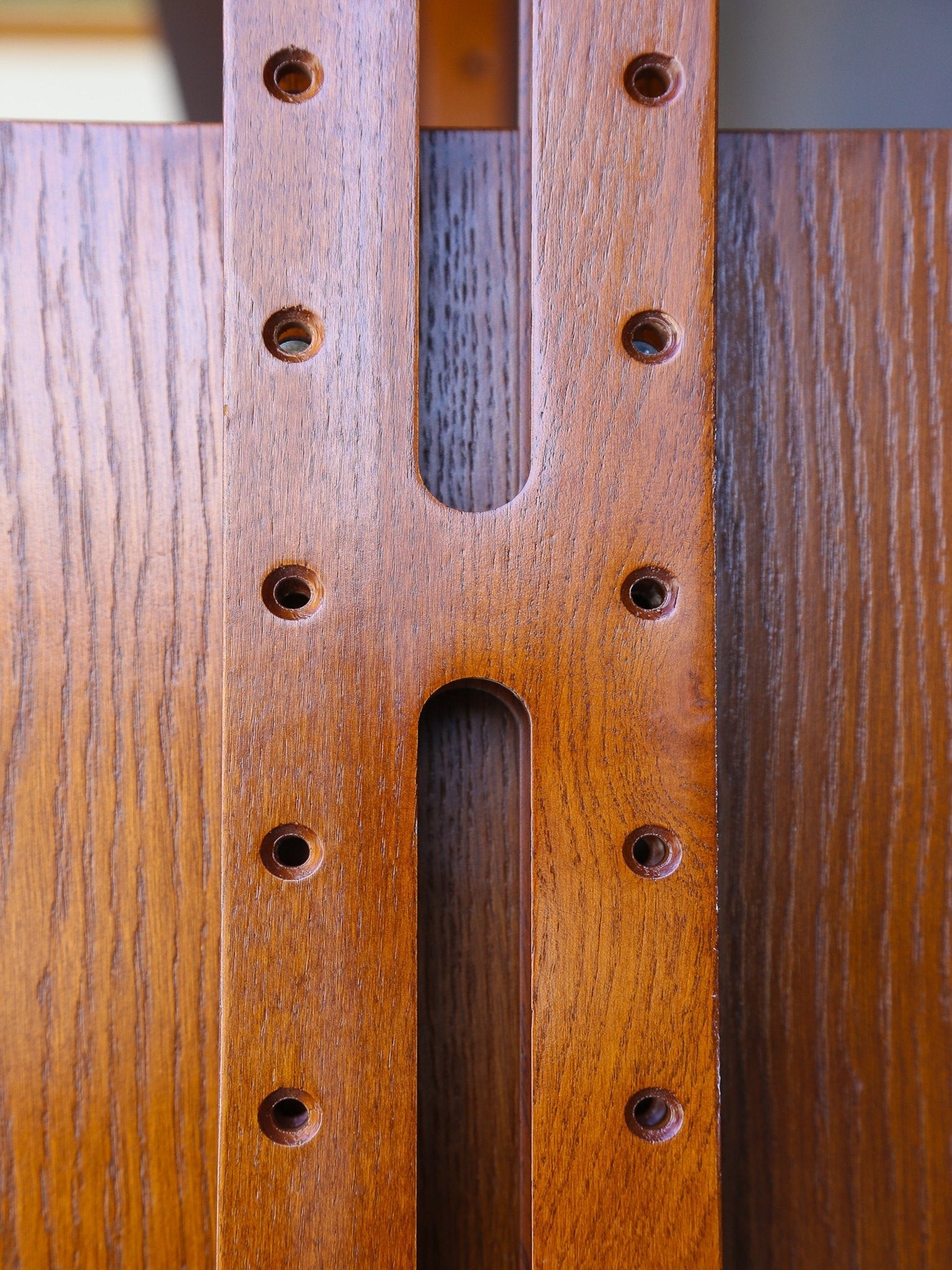 La Giraffa by Paolo Tilche for Arform Bookcase - Lumini Collections