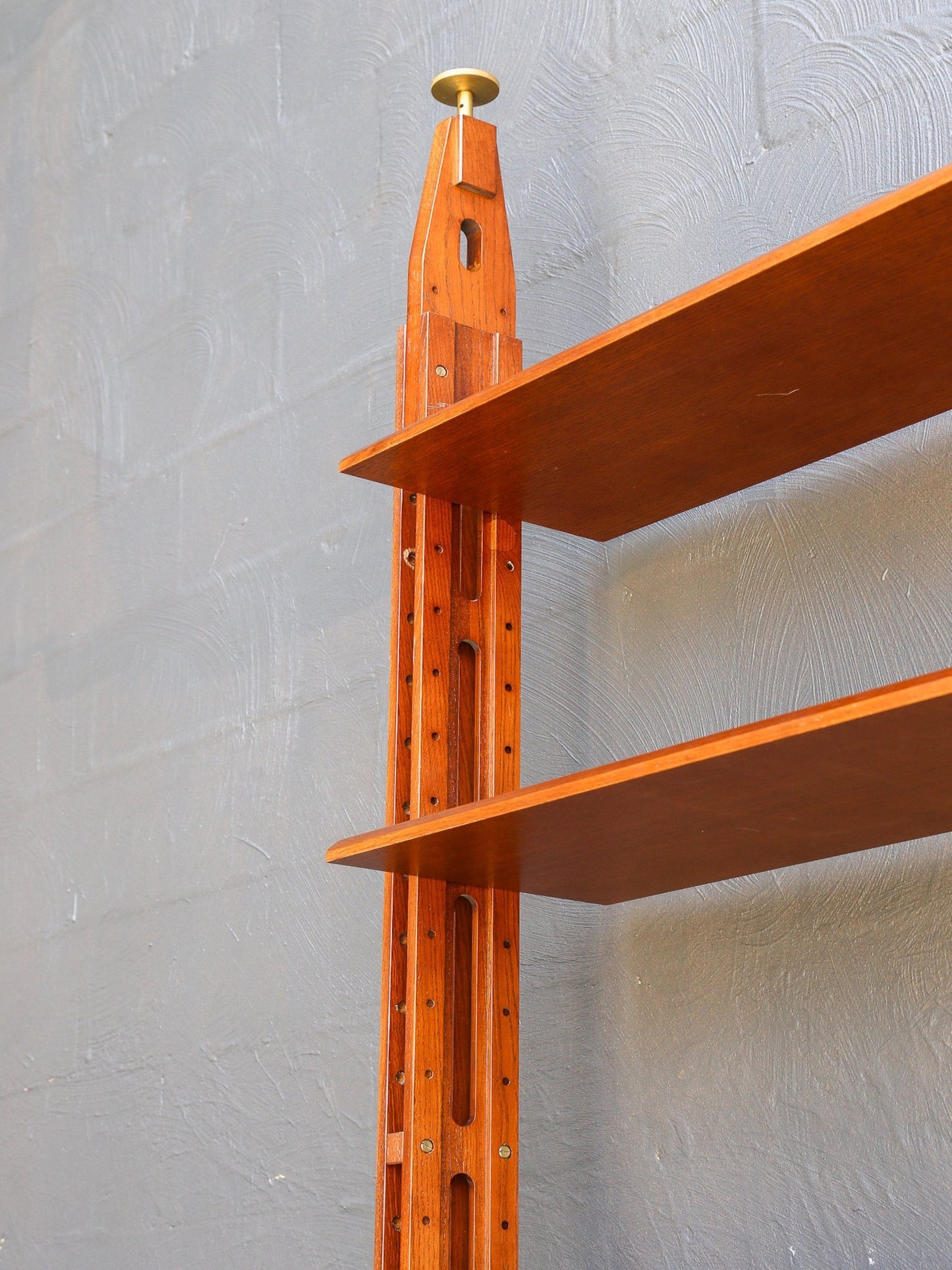 La Giraffa by Paolo Tilche for Arform Bookcase - Lumini Collections