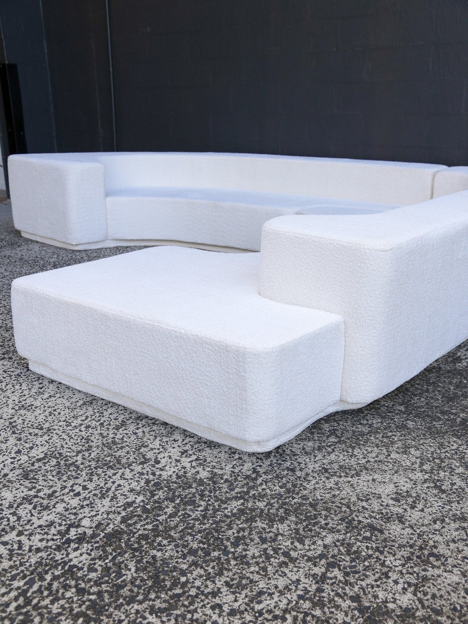 Lara Sofa by Roberto Pamio, Noti Massari & Renato Toso for Stilwood - Lumini Collections