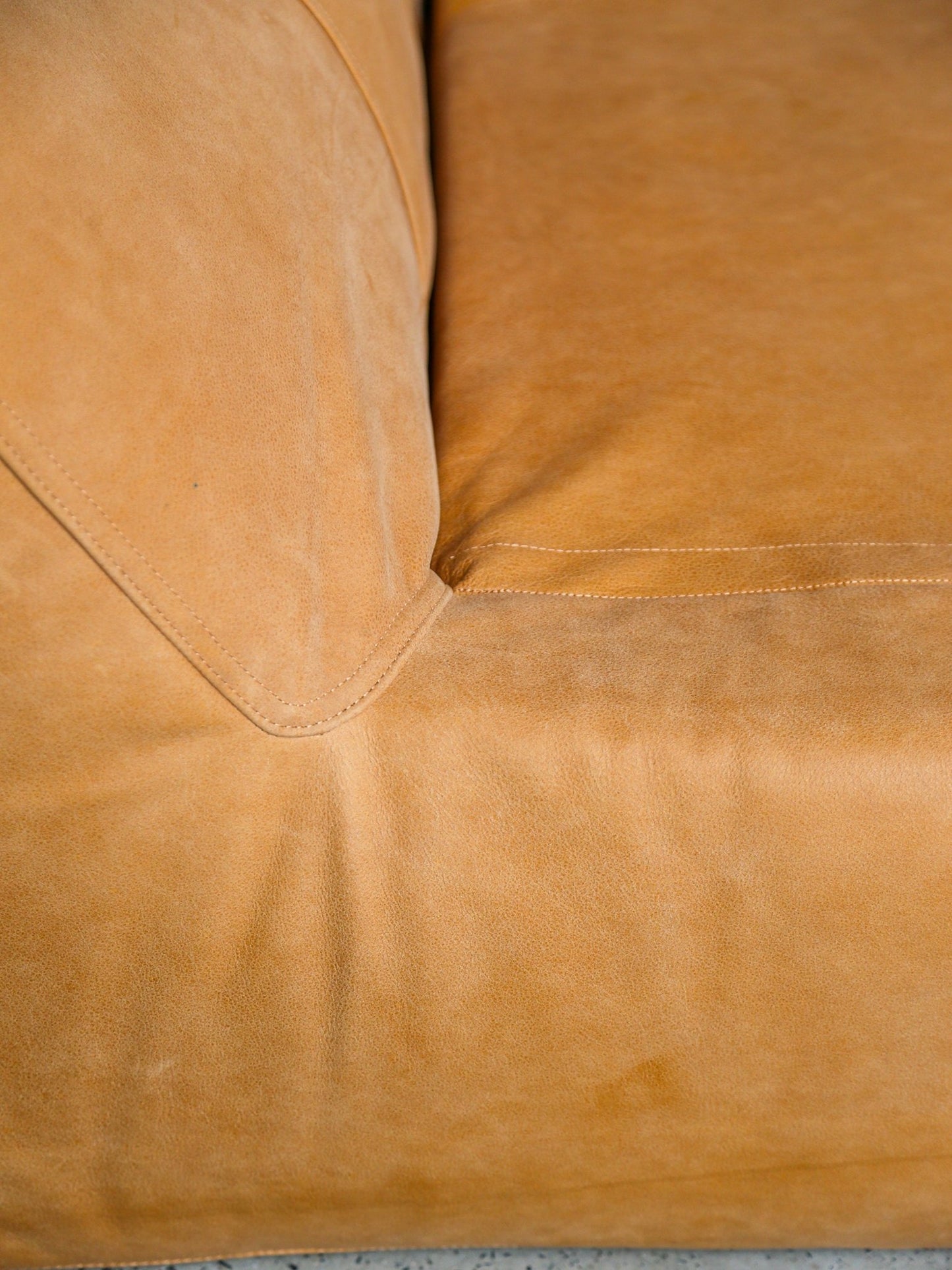 Mid - Century Modern Daybed “Le Bambole – Bamboletto” by Mario Bellini for B&B Italia, 1970s - Lumini Collections
