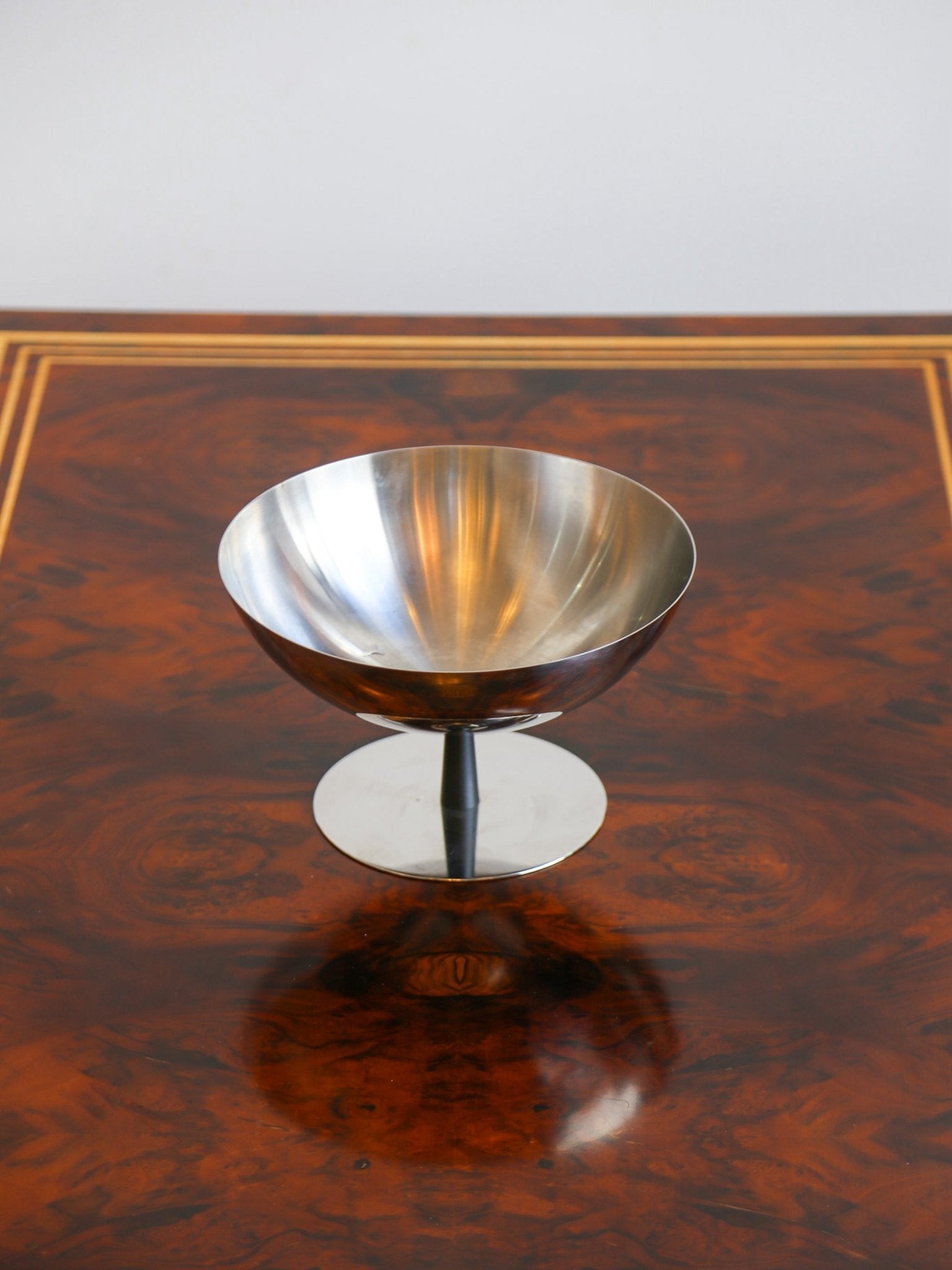 Pair of Alessi Stainless Steel Pedestal Bowls, Italy, 1970s - Lumini Collections