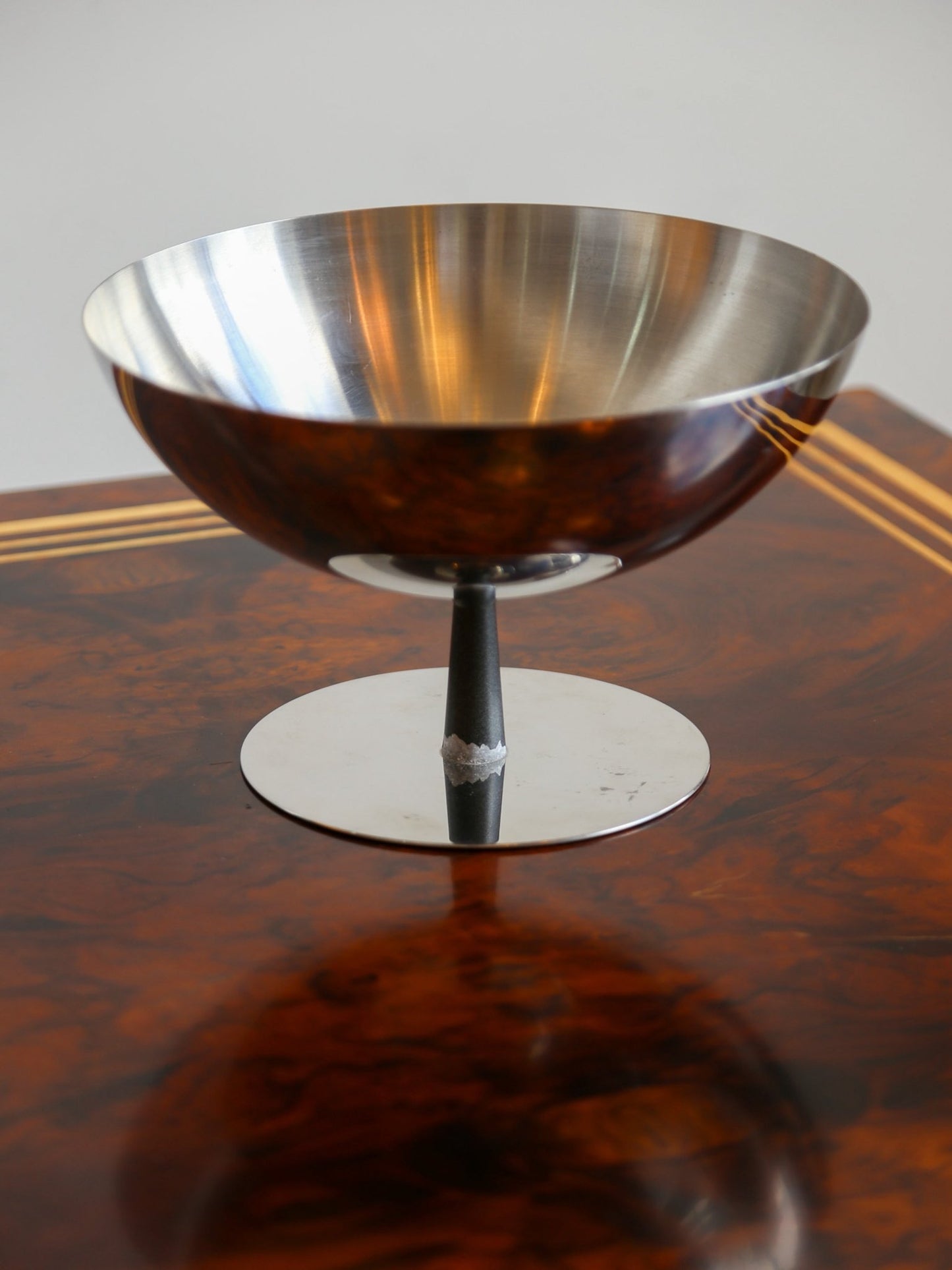 Pair of Alessi Stainless Steel Pedestal Bowls, Italy, 1970s - Lumini Collections