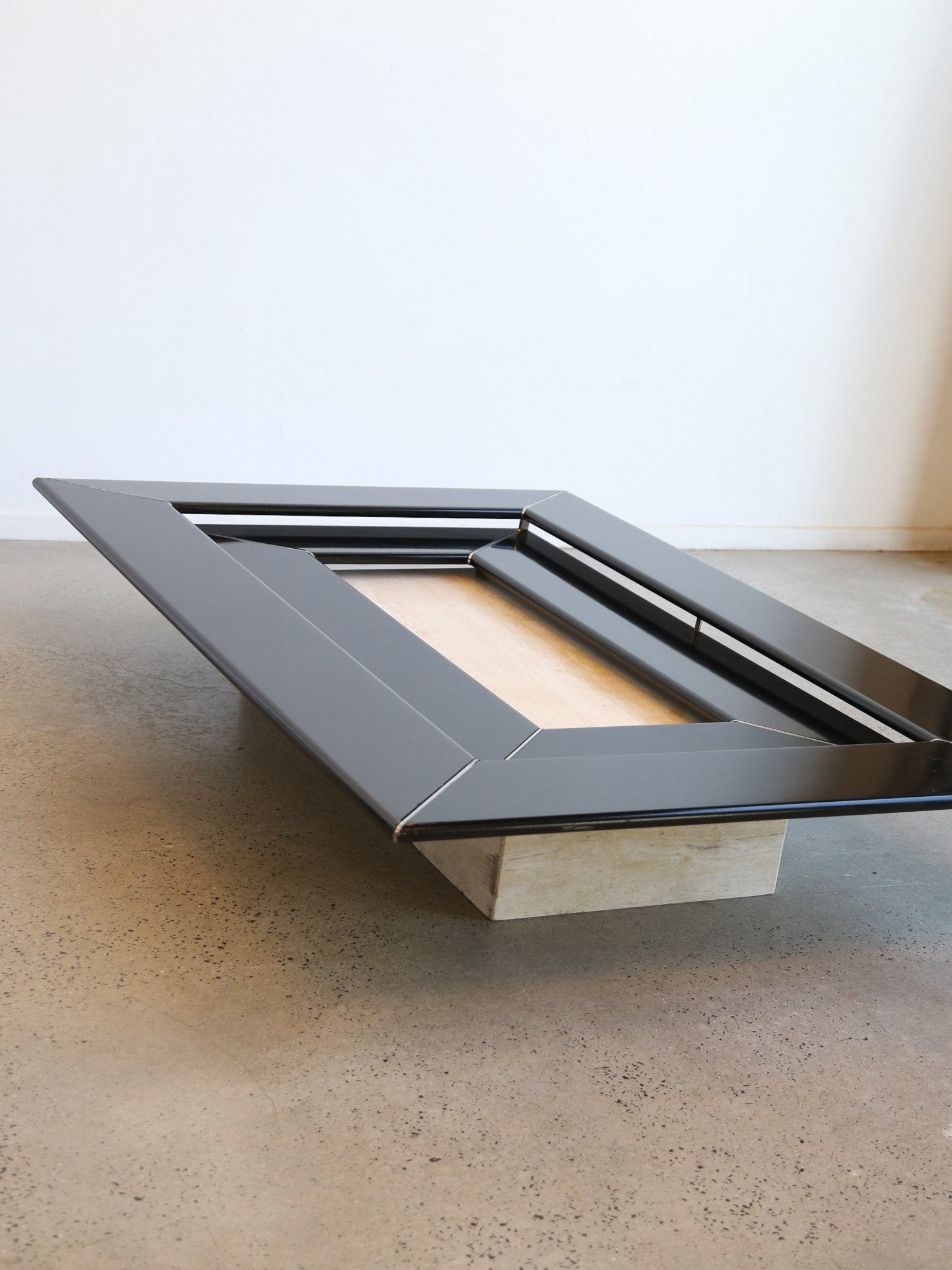 Italian vintage travertine and lacquer coffee table, 1970s - Lumini Collections