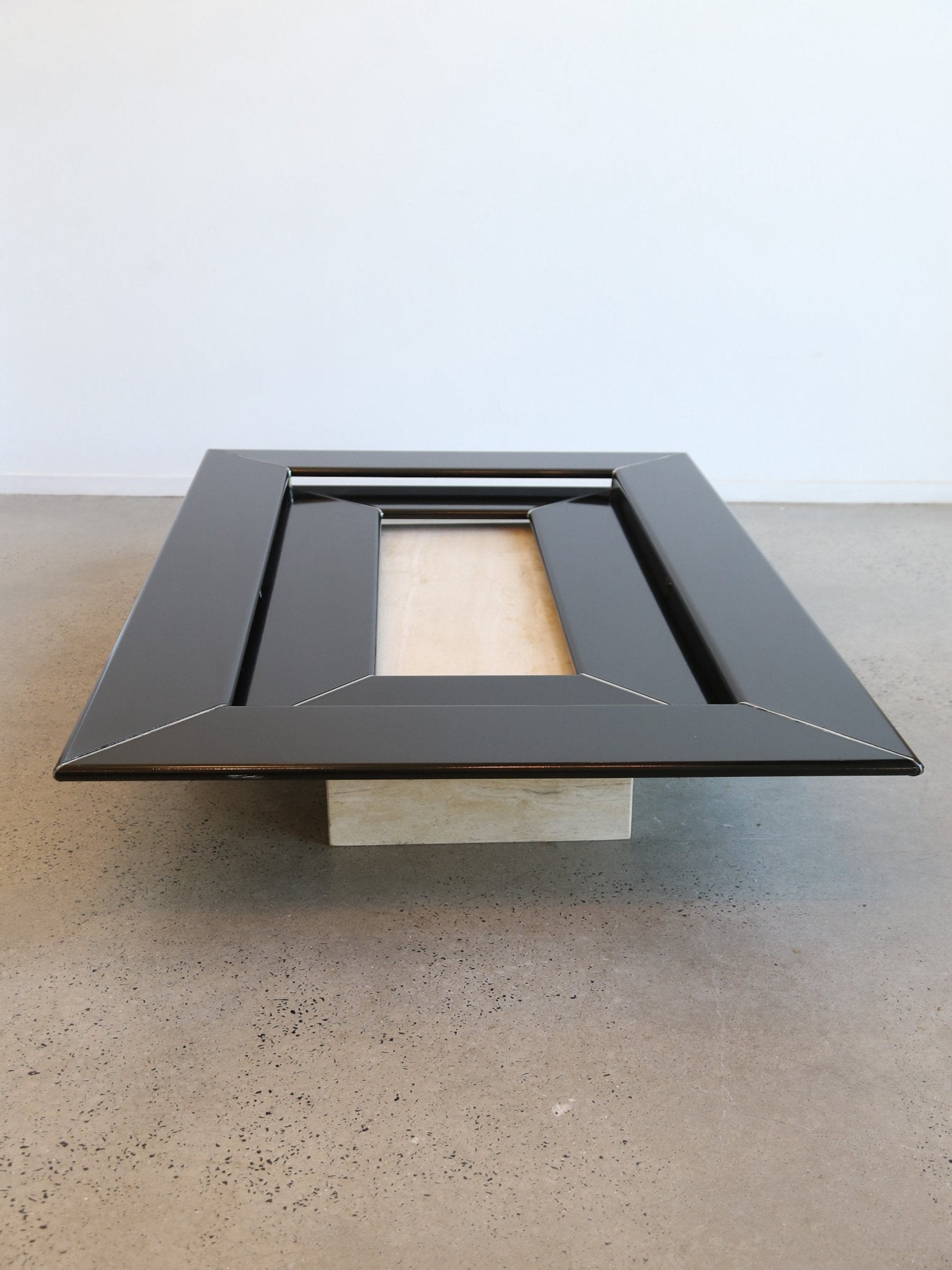 Italian vintage travertine and lacquer coffee table, 1970s - Lumini Collections