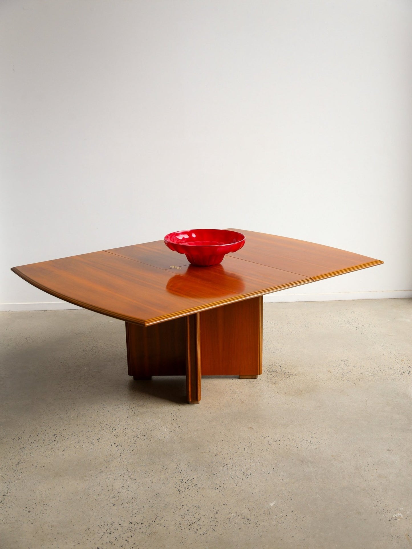 Pierre Cardin for Maxalto Fold - Out Extension Dining Table in Walnut 1980s - Lumini Collections