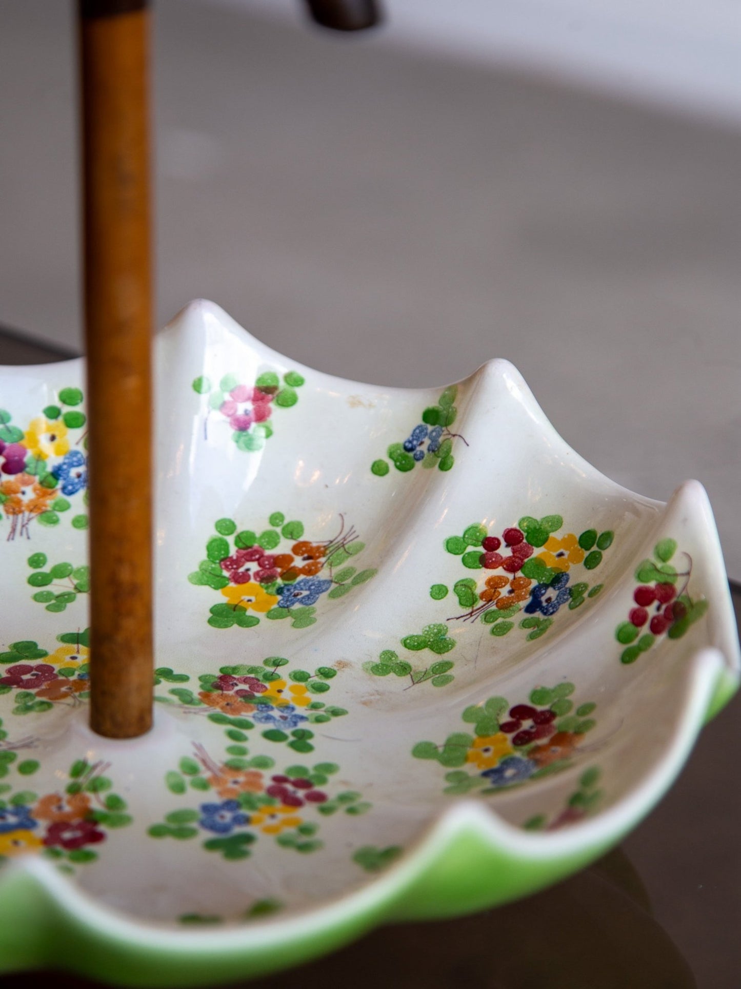 Pucci Umbertide Hand - Painted Umbrella Dish, 1950s - Lumini Collections